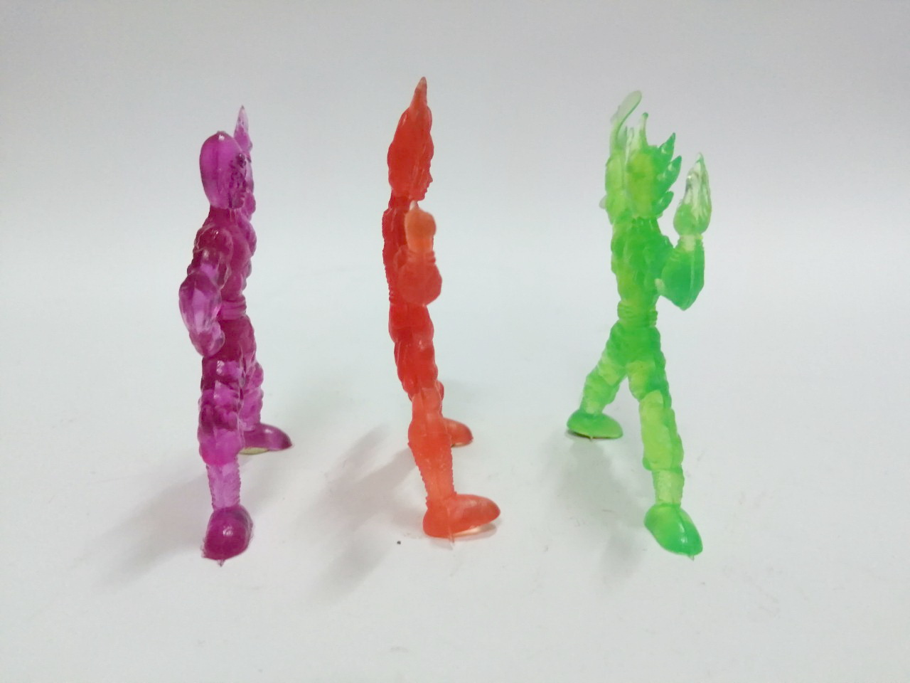 ตุ๊กตุ่นยาง ดราก้อนบอล เทนชินฮัน(ม่วง) โกคู(เขียว) โกคูซุปเปอร์ไซยา(ส้ม)