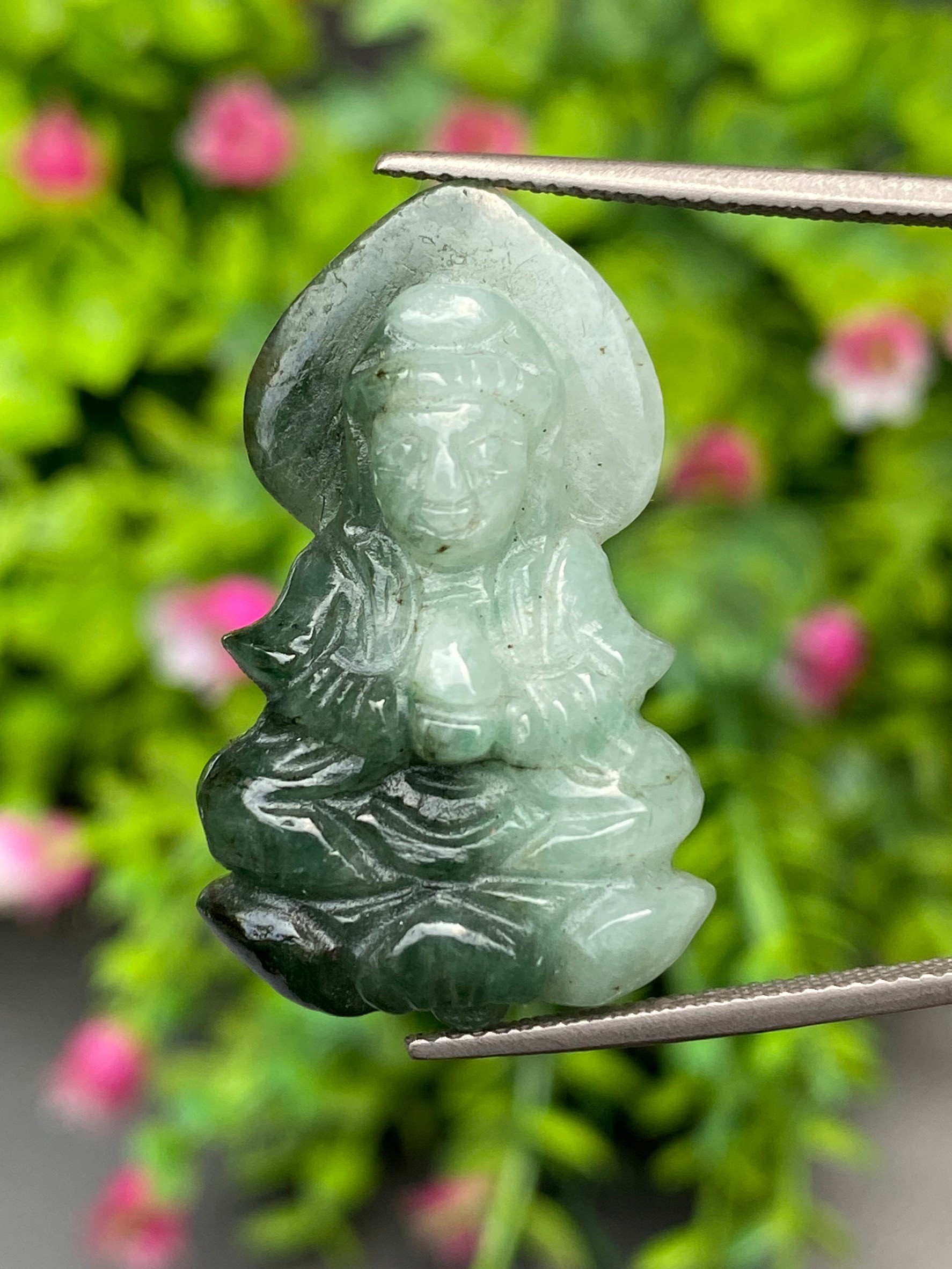 หยก แกะสลัก รูป เจ้าแม่กวนอิม (Burmese jadeite) 32.52 กะรัต (cts.) หยก พม่า แท้