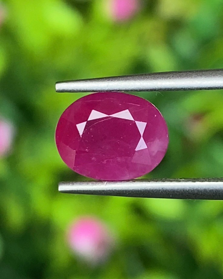 พลอย ทับทิม พม่า (Burmese Ruby Sapphire) 2.20 กะรัต พลอยแท้ อัญมณีมงคลประจําวันเกิด เครื่องประดับพลอย