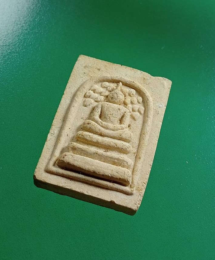 ผ2946 สมเด็จคะแนน ปรกโพธิ์ หลังยันต์ห้า ไม่ทราบที่