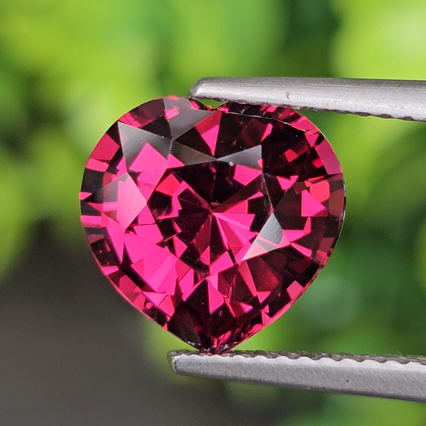 พลอย อุมบาไลต์ การ์เน็ต Umbalite Garnet 4.26 กะรัต (Cts.) ดิบ Unheated พร้อมใบเซอร์ AIG พลอยแท้ อัญมณีมงคลประจําวันเกิด เครื่องประดับพลอย