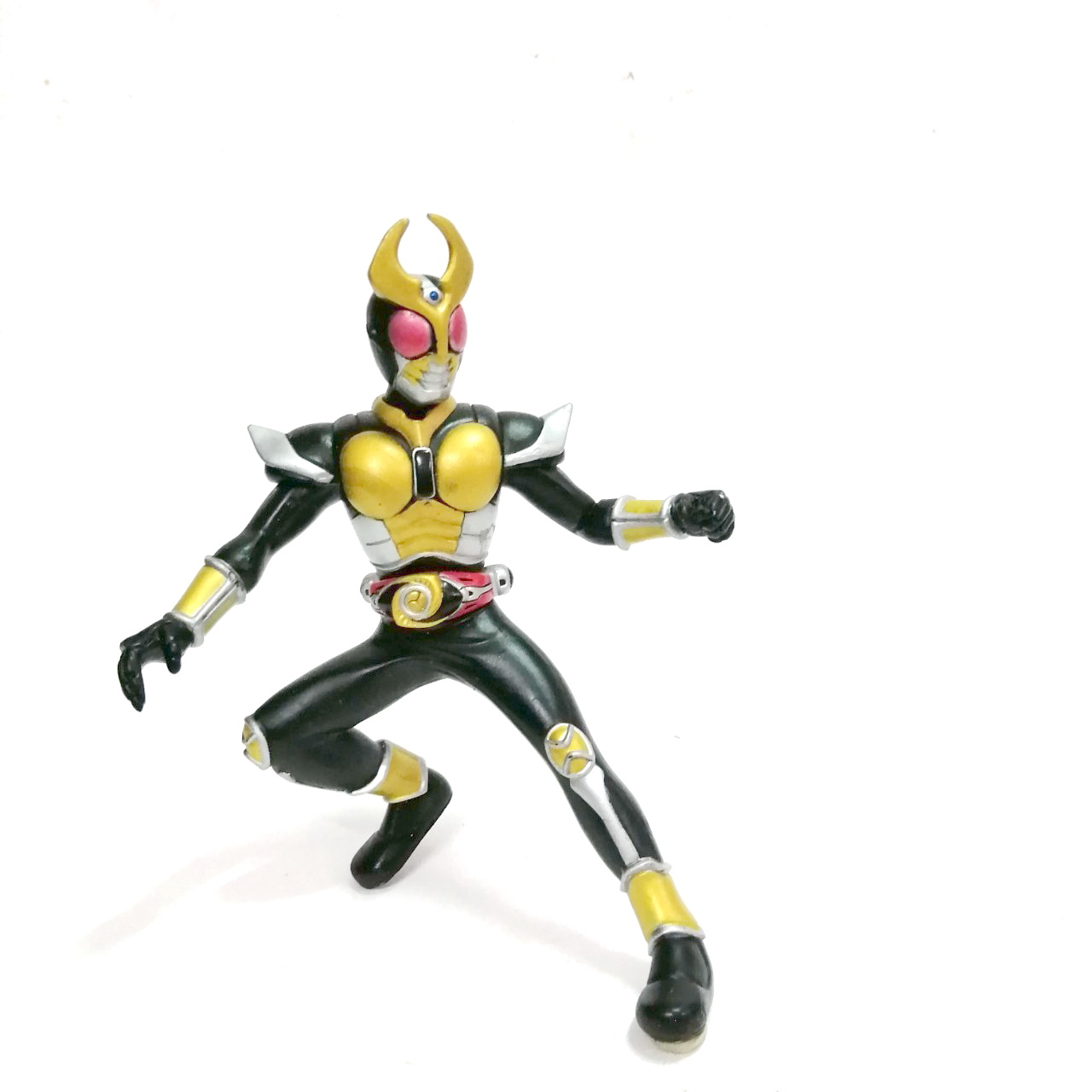 งานพลาสติกตัน ขนาดประมาณ 6นิ้ว, ขยับไม่ได้ ไม่มีจุดขยับ ขนาดตามรูป ไรเดอร์อากิโตะ *** ไม่มีฐาน