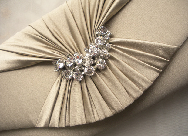 พร้อมส่ง Evening Clutch กระเป๋าออกงาน VictoriaDelef