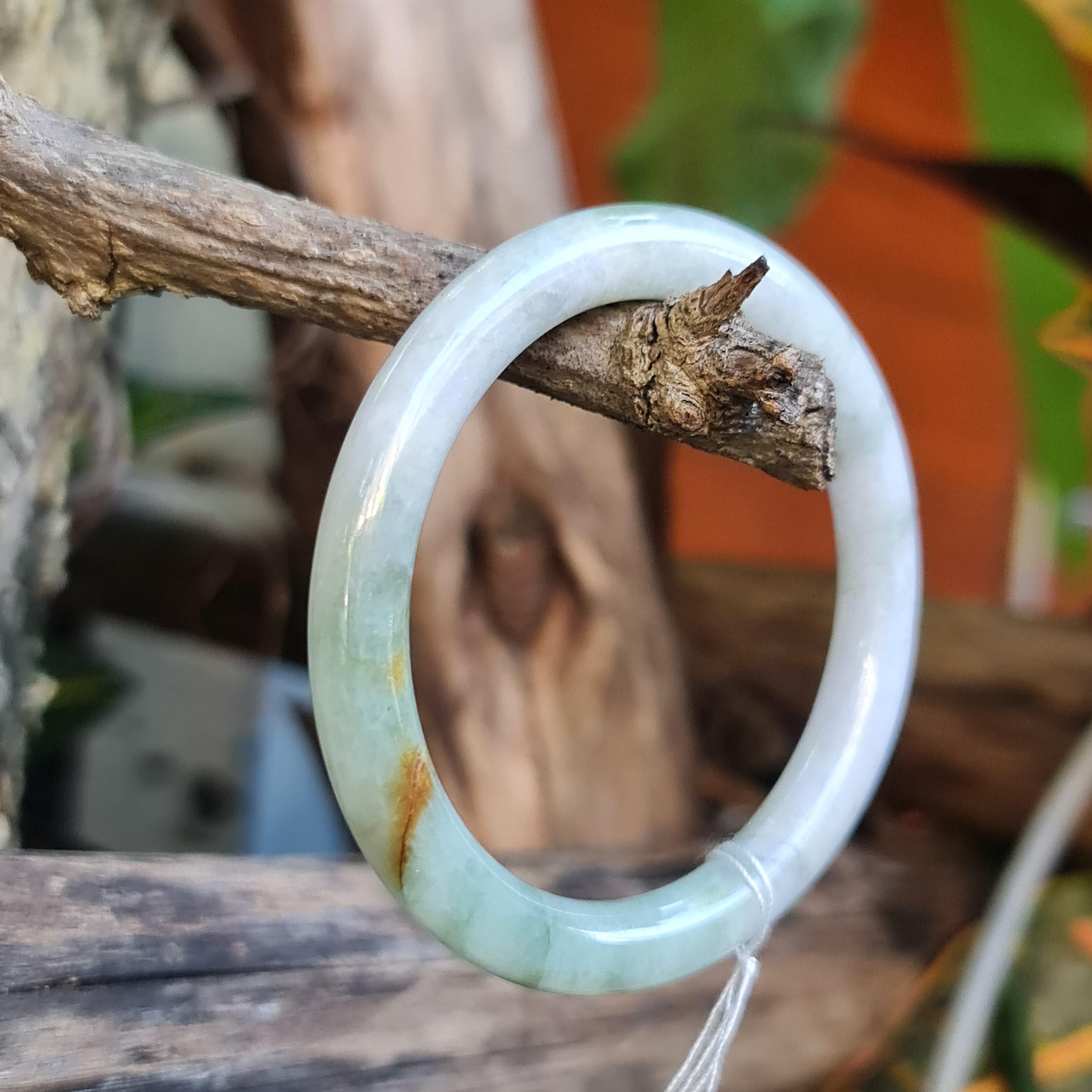 JB6711065 หยก พม่า แท้ Jade กำไลหยก 51.1 มม. (Jadeite bracelet) พม่า (Myanmar)