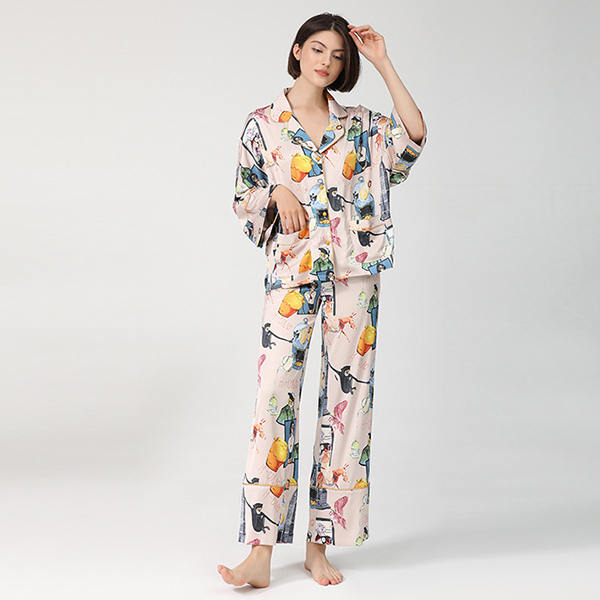 🚩พร้อมส่ง🚩ชุดนอน Silk Satin ไหมซาตินเกรดพรีเมี่ยม พิมพ์ลายสไตล์วินเทจ ผ้านุ่มลื่นละมุนผิว (ST125)