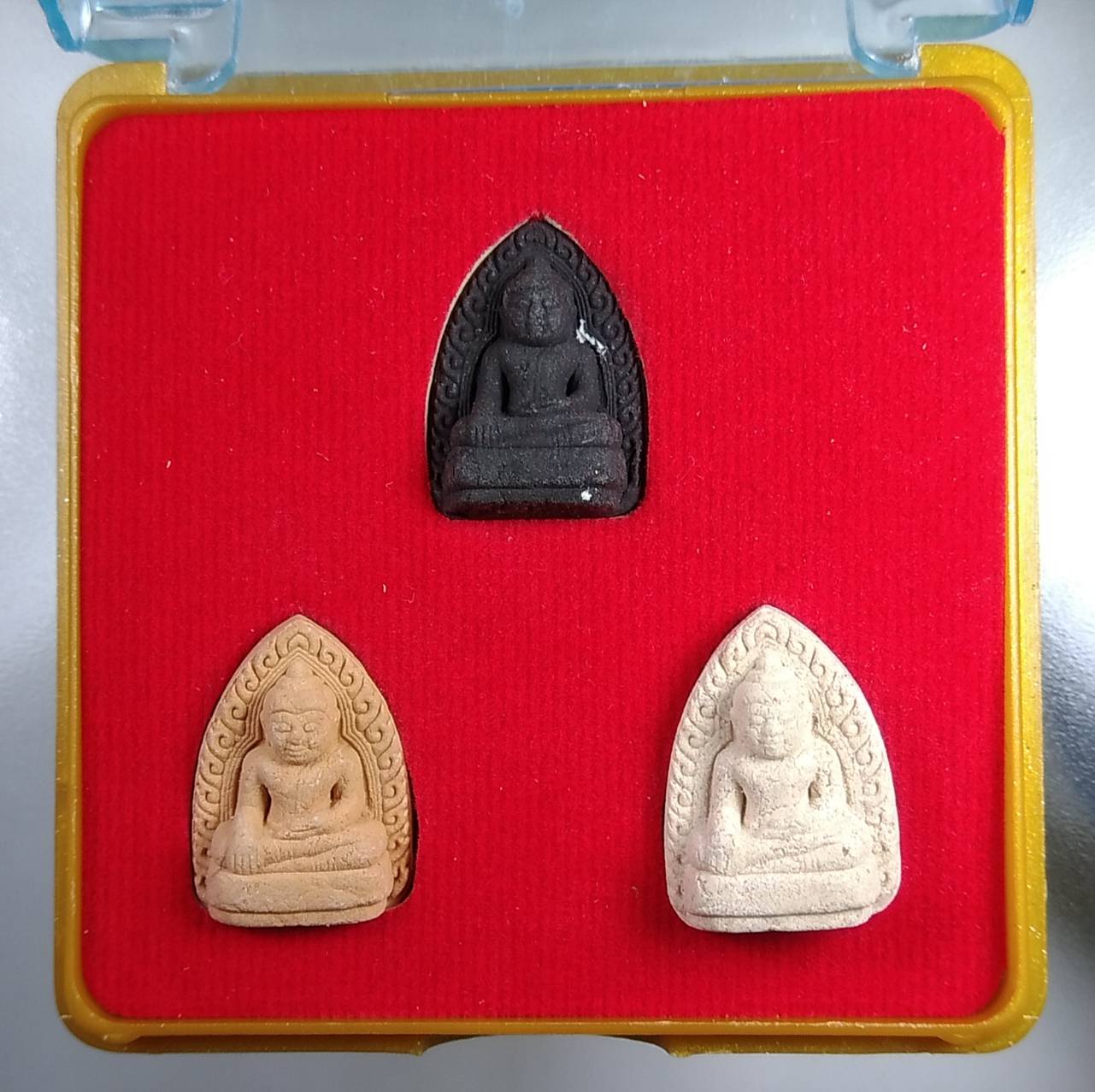 ก255 หลวงพ่อโต โลกนายก รุ่นยกช่อฟ้าหอพระไตรปิฎก วัดรางจระเข้ จ.อยุธยา