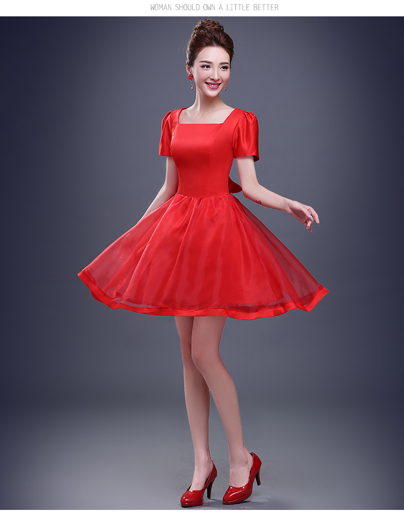 Pre-order ชุดราตรีสั้น สีแดง เรียบหรู แขนตุ๊กตา เนื้อซาติน + ผ้าโปร่ง มีซับใน เข็มกลัดโบว์ติดด้านหลัง (เชือกผูกหลัง) สำเนา สำเนา