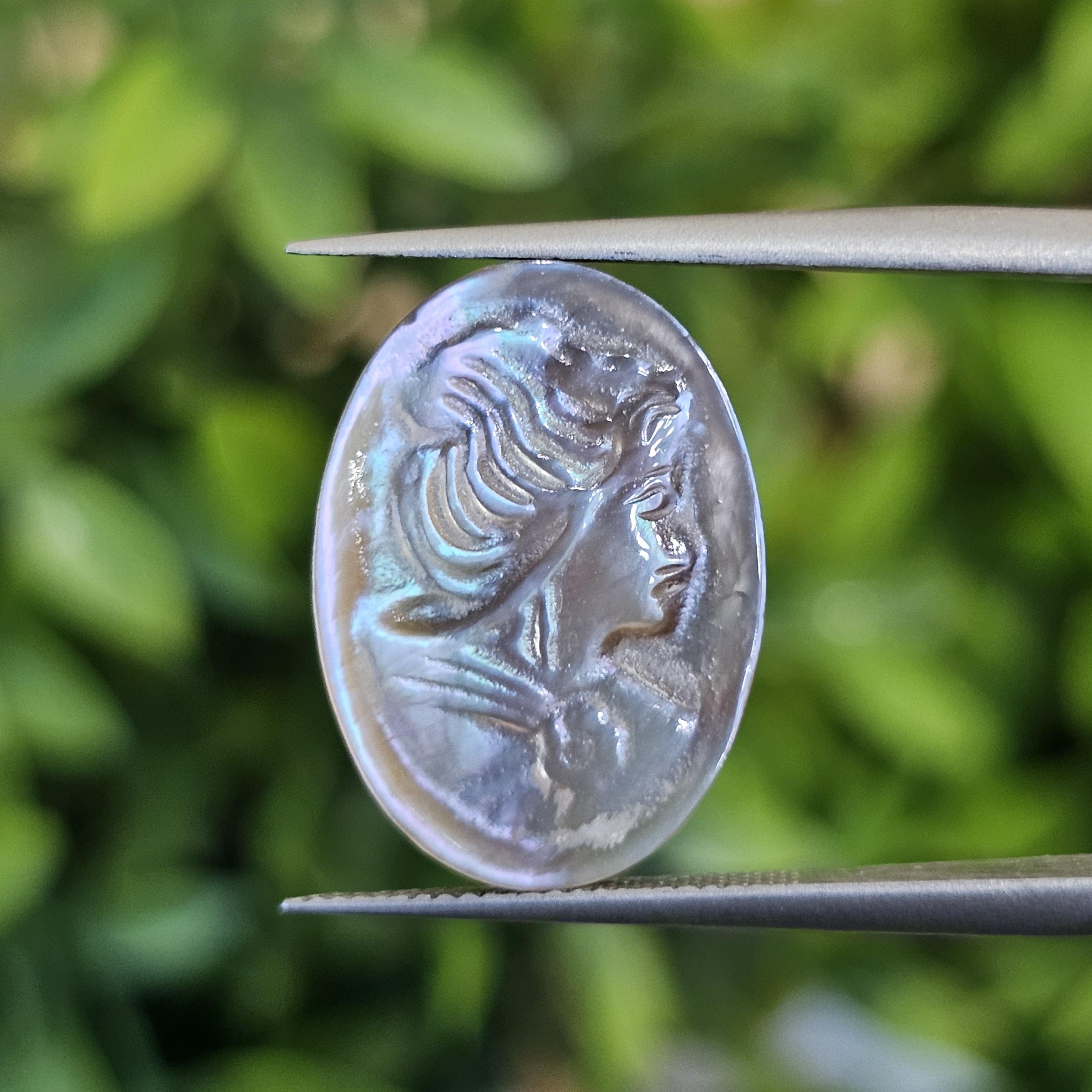 เปลือกหอยมุก แกะสลัก Pearl Shell Carved 3.80 กะรัต (Cts.)