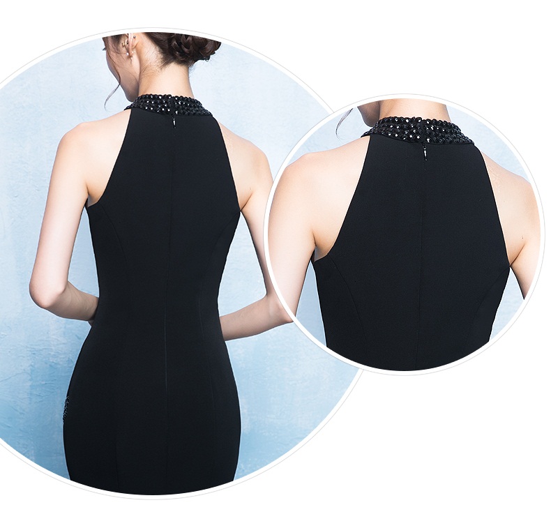 Pre-order ชุดราตรียาวคล้องคอทรงหางปลาสีดำ คอเว้าลึก แต่งลูกปัดเรียบหรู ซิปหลัง