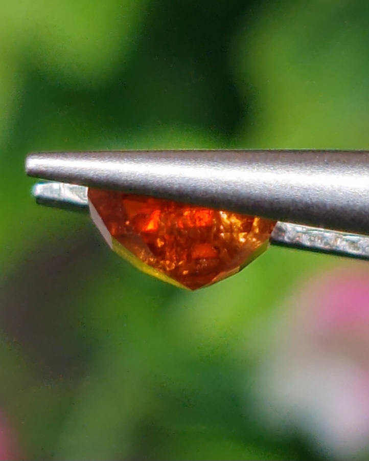 พลอย สเปสซาร์ไทต์ Spessartite Garnet 1.57 กะรัต Cts. พลอยแท้ อัญมณีมงคลประจําวันเกิด เครื่องประดับพลอย