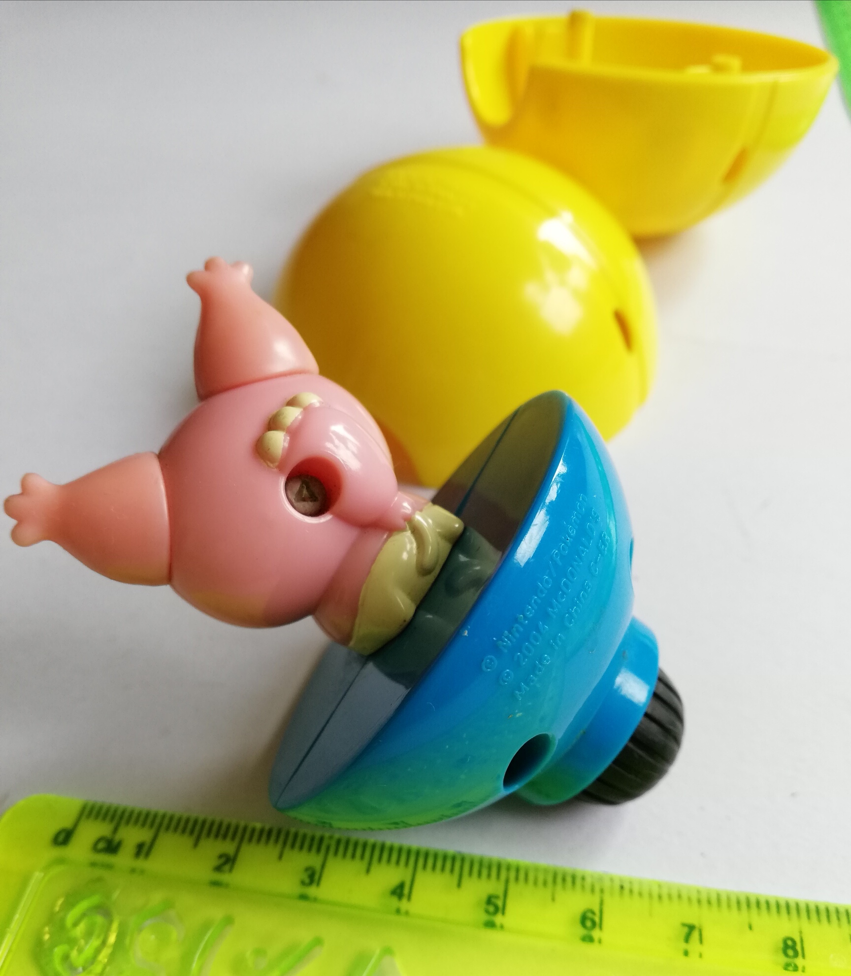 Pokemon ในแคปซูล ของสะสมแมคโดนัลด์ 2004