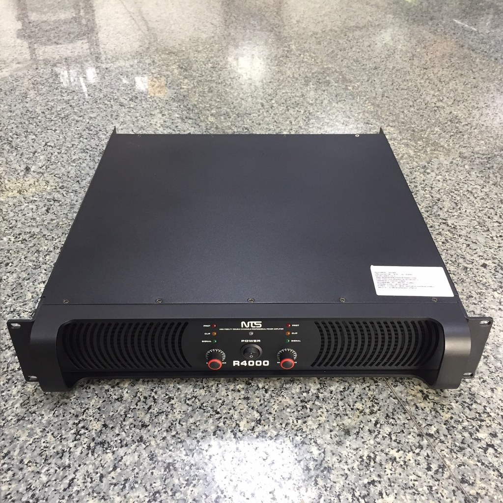 NTS R4000 poweramp