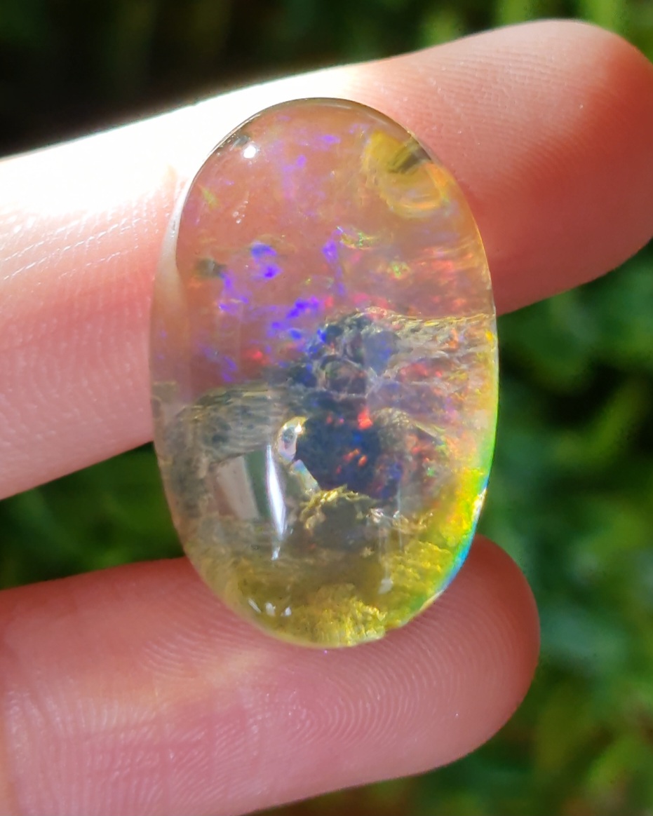 พลอย ไวท์ โอปอล White Opal 42.71 กะรัต (Cts.) พลอยแท้ อัญมณีมงคลประจําวันเกิด เครื่องประดับพลอย