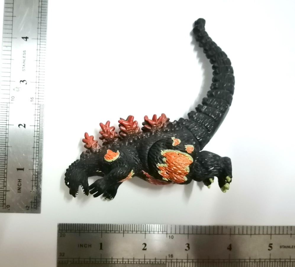 เบิร์นก๊อตซิลล่่า พลาสติกตัน ขนาด 3.5 นิ้ว ขยับแขนขาได้ สภาพดีของใหม่ Burning Godzilla, movable hand and leg