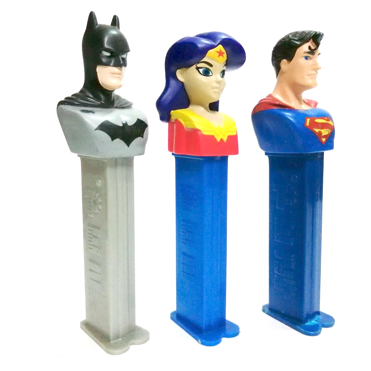 ของสะสมดีซีฮีโร่ กล่องใส่ขนมเพซ :-แบทแมน ,วันเดอร์วูแม่น,ซูปเปอร์แมน Pez dispenser DC Hero Collection: :Batman, Wonder Woman , Superman***ไม่มีขนม มีตำหนิตามภาพ