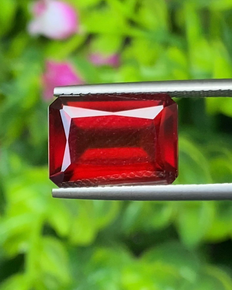 พลอย เฮลโซไนท์ การ์เน็ท Hessonite Garnet 8.19กะรัต (Cts.)