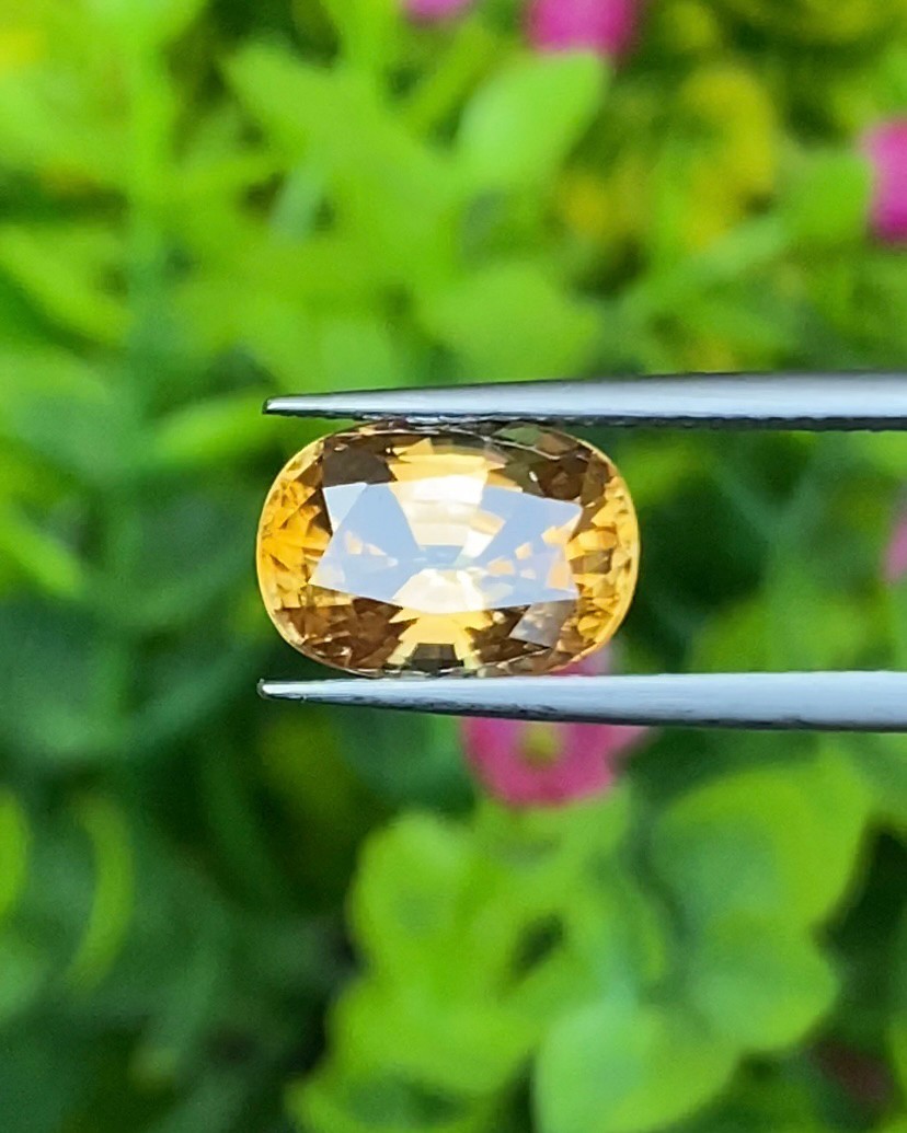 พลอย เพทาย Natural Zircon 5.00 กะรัต (Cts.) พลอยแท้อัญมณีมงคล ประจําวันเกิด เครื่องประดับพลอย