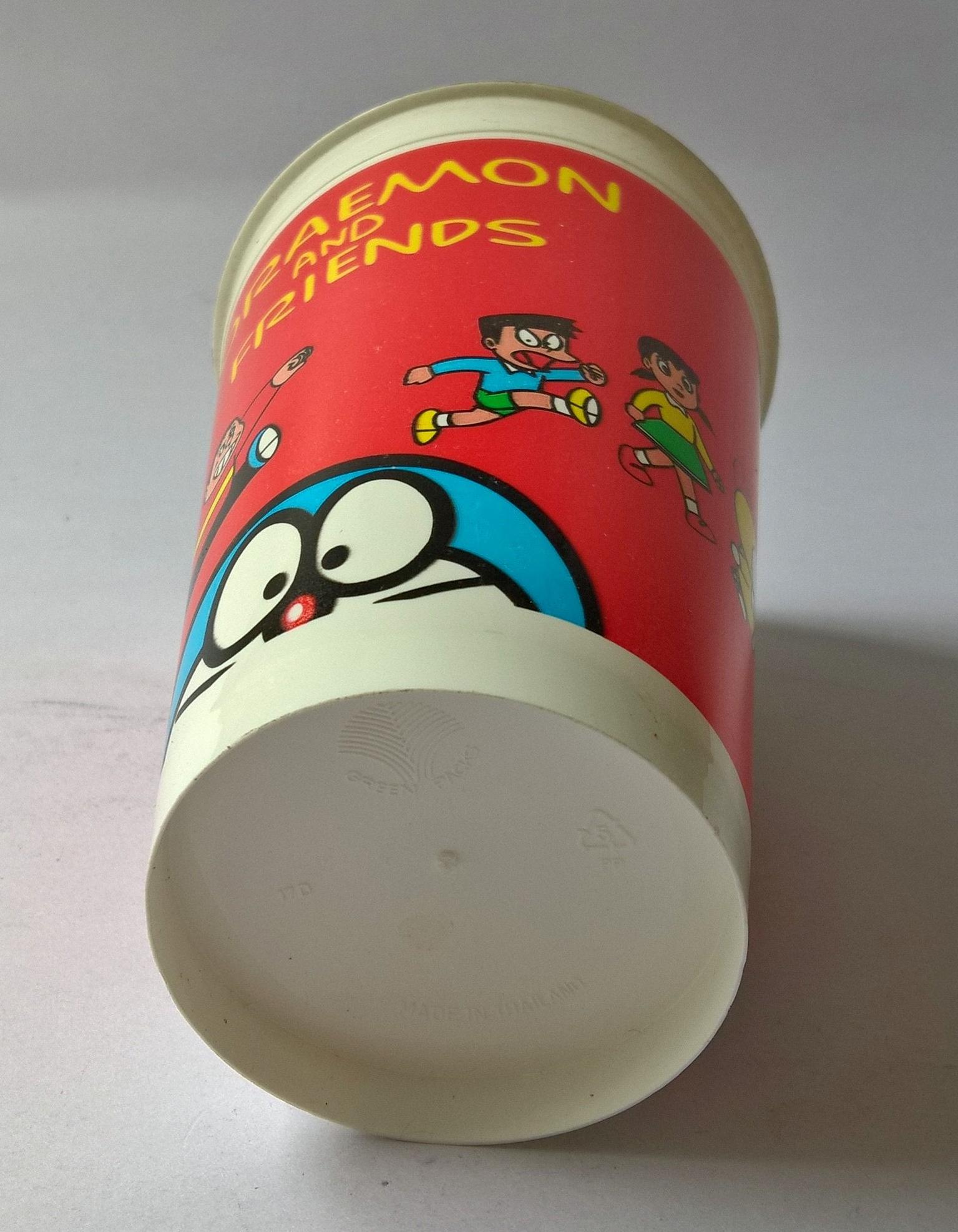 แก้วน้ำพลาสติกงานเก่า พิมพ์ลาย โดราเอม่อนและเพื่อน จากการ์ตูน เรื่อง โดราเอม่อน โดเรม่อน Doraemon and Friends ของสะสมจาก 7-11 ของเก่า โปรดตรวจสอบทุกภาพ