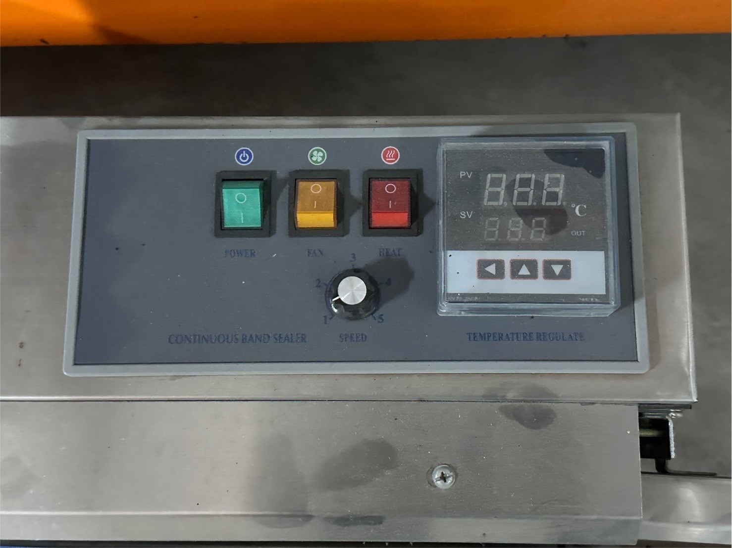 เครื่องซีลสายพาน