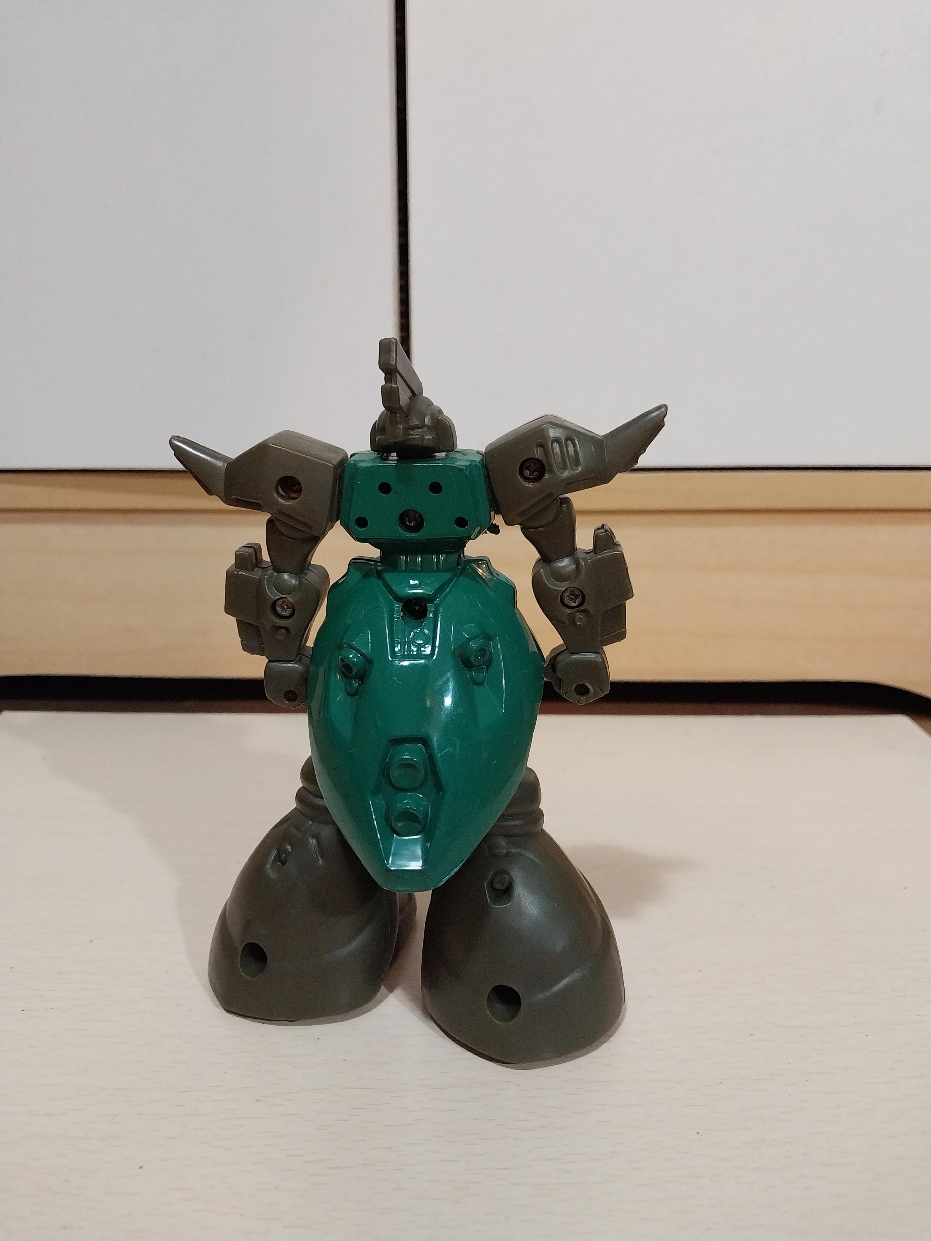 มือ2 มีหลายภาพ,หุ่นยนต์พลาสติกเรโทร กันดั้มเกลกุ๊ก Gelgoog