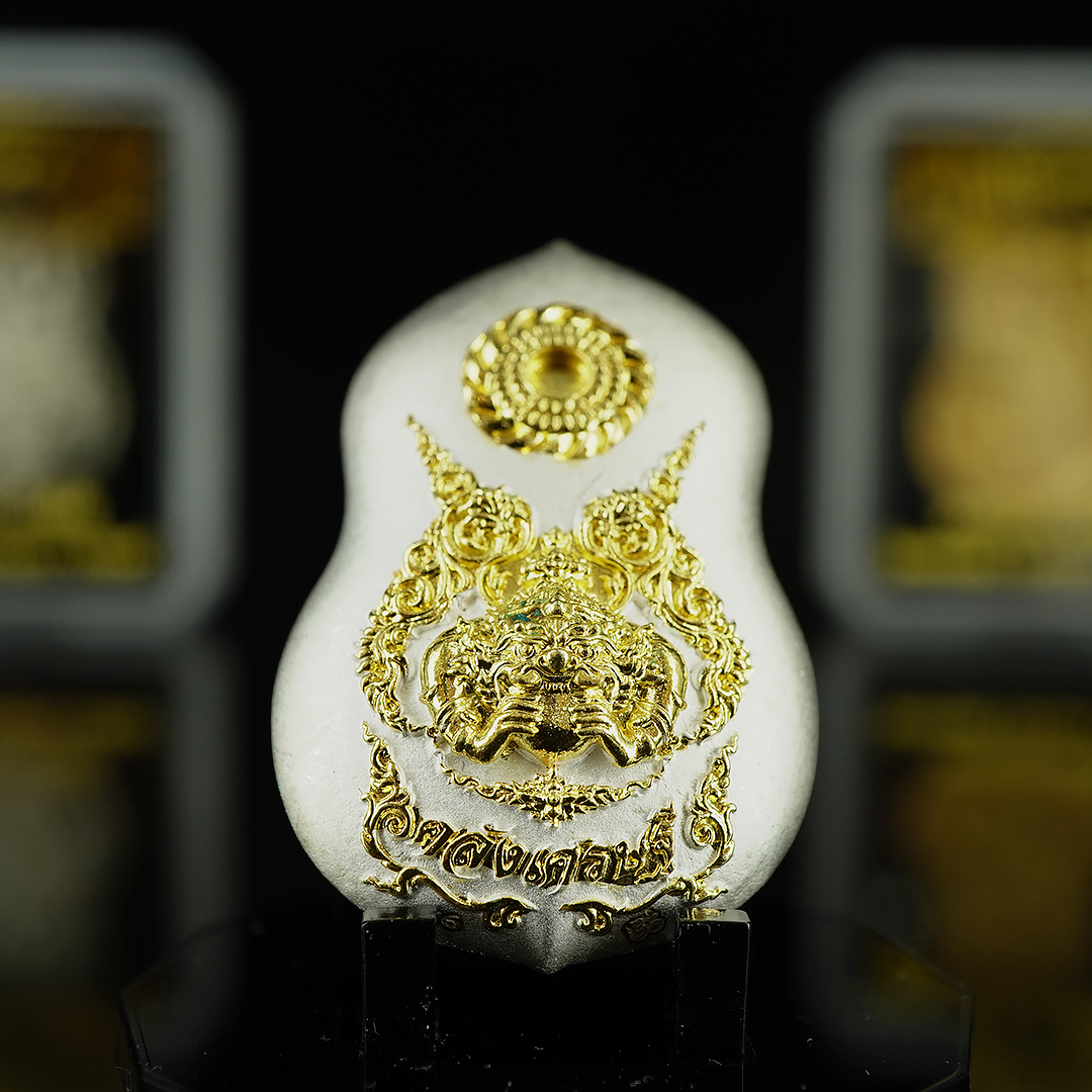 พระนารายณ์ทรงครุฑ รุ่นคลังเศรษฐี รายการที่ 2 เนื้อสัมฤทธิ์ชุบสองกษัตริย์ องค์ทอง