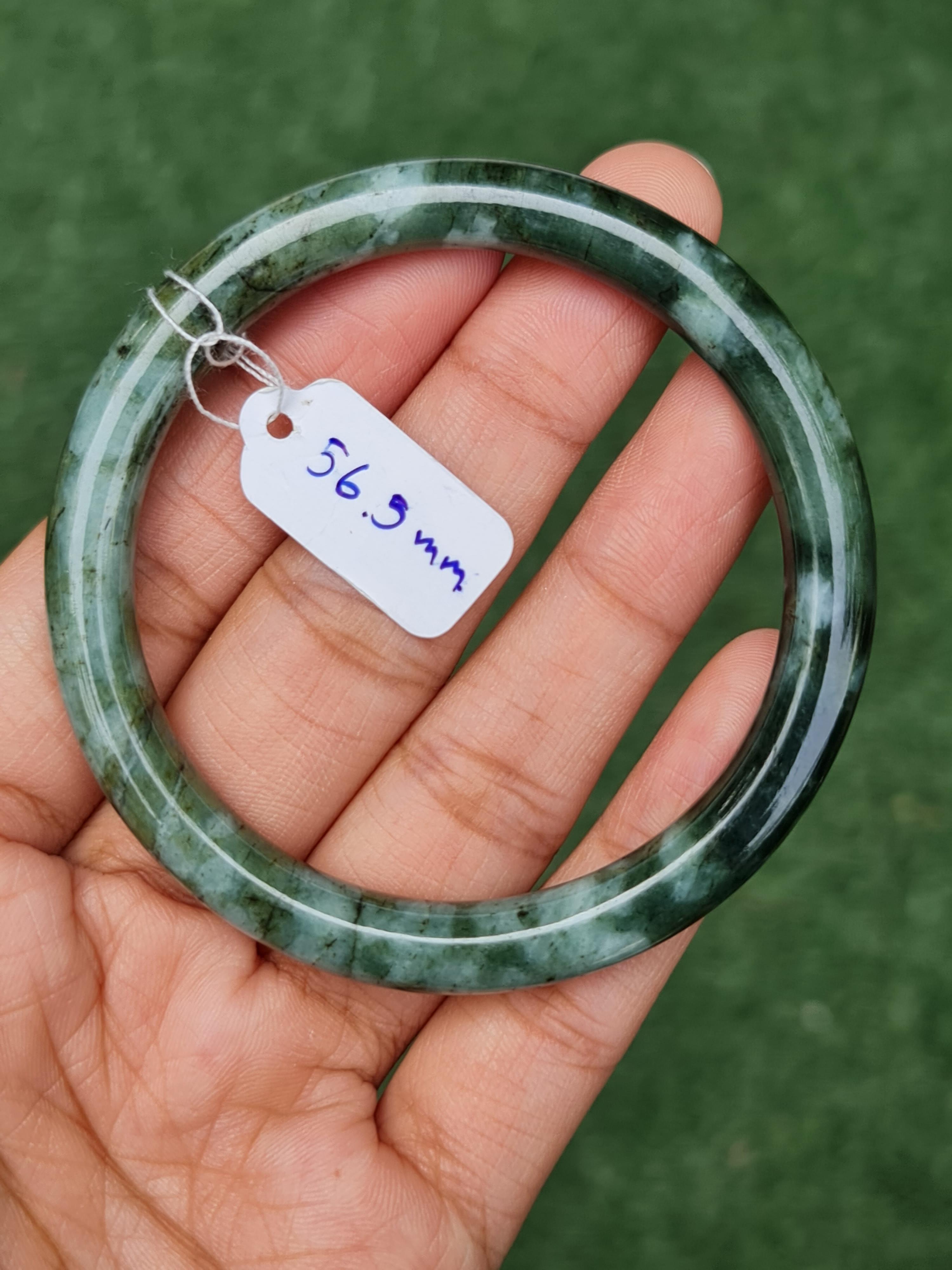 JB0703-003 หยก พม่า แท้ Jade กำไลหยก (Jadeite bracelet) พม่า (Myanmar) 56.5 มม.
