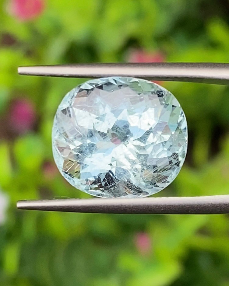 พลอย อความารีน Aquamarine 7.04 กะรัต (Cts.) พลอยแท้ อัญมณีมงคลประจําวันเกิด เครื่องประดับพลอย