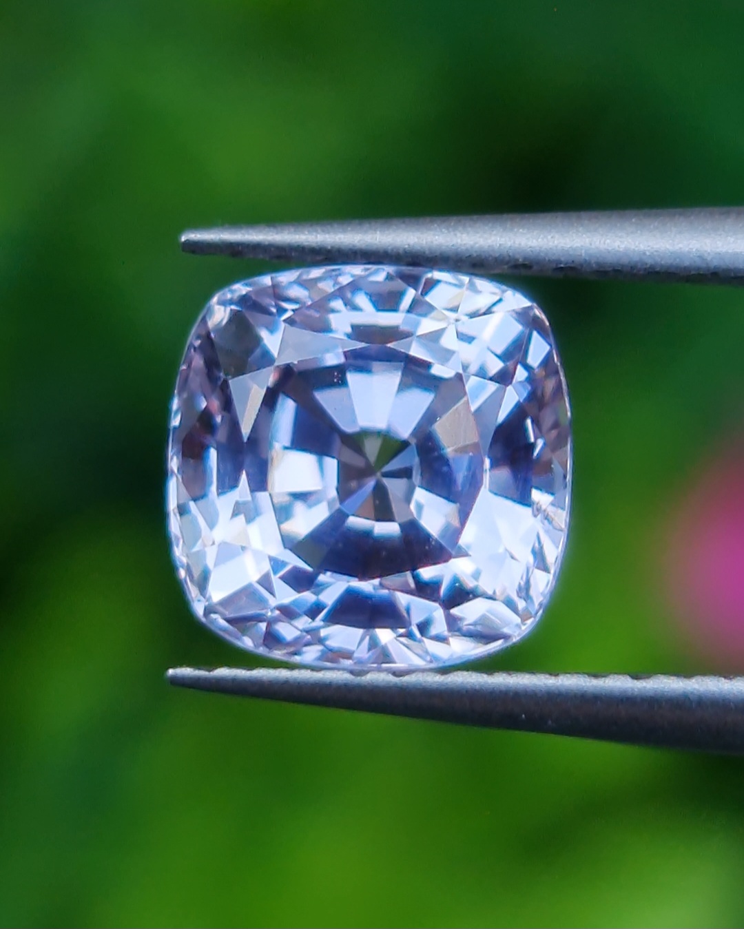 พลอย ขาว ไวท์ แซฟไฟร์ White Sapphire 1.85 กะรัต พลอยแท้ อัญมณีมงคลประจําวันเกิด เครื่องประดับพลอย