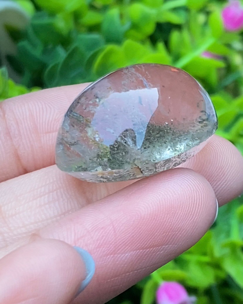 โป่งข่าม ควอตซ์ Rutilated Quartz 61.84 กะรัต Cts. พลอยแท้ อัญมณีมงคลประจําวันเกิด เครื่องประดับพลอย