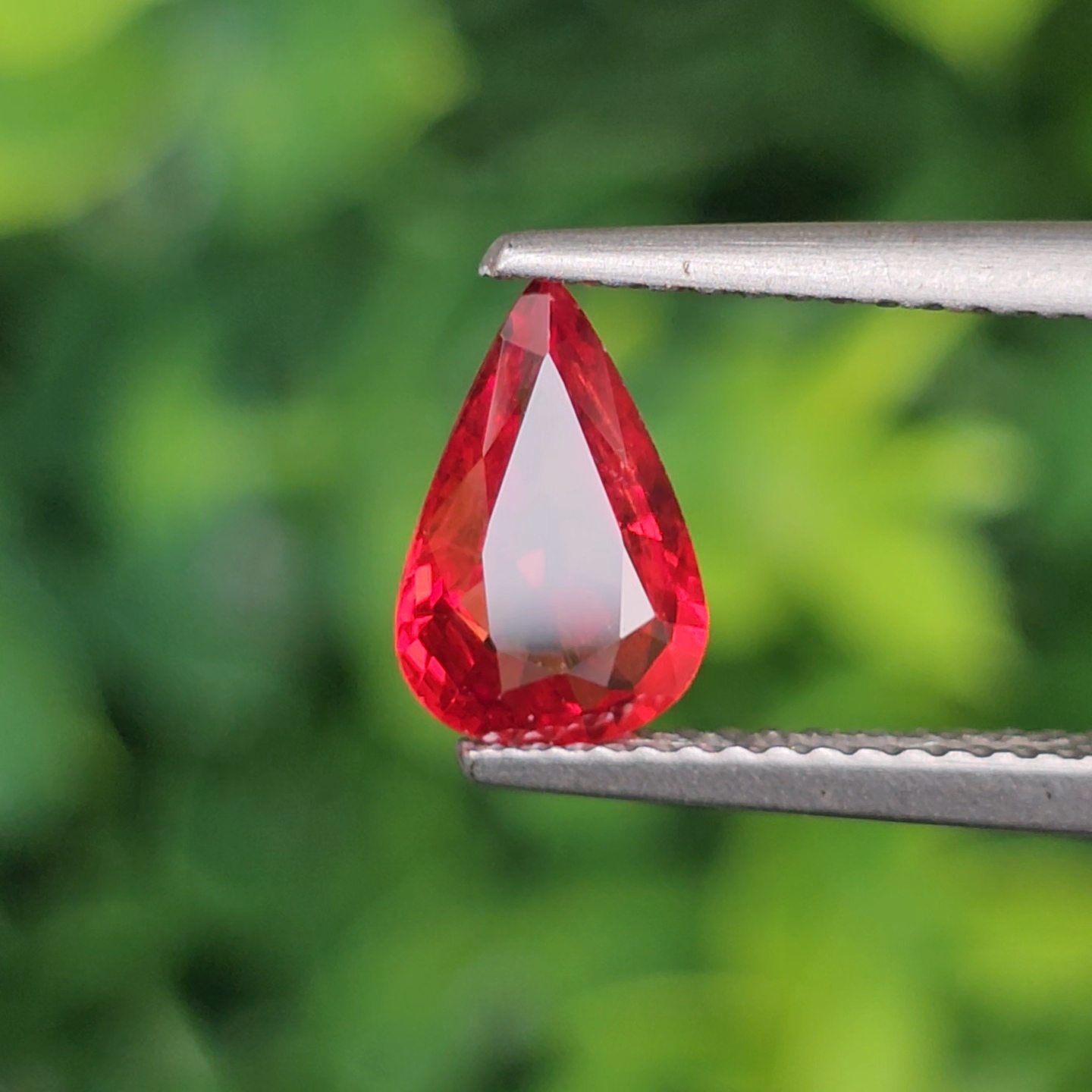 พลอย ทับทิม ซองเจีย Songea Ruby Sapphire 1.21 กะรัต (Cts.) พลอยแท้ อัญมณีมงคลประจําวันเกิด เครื่องประดับพลอย