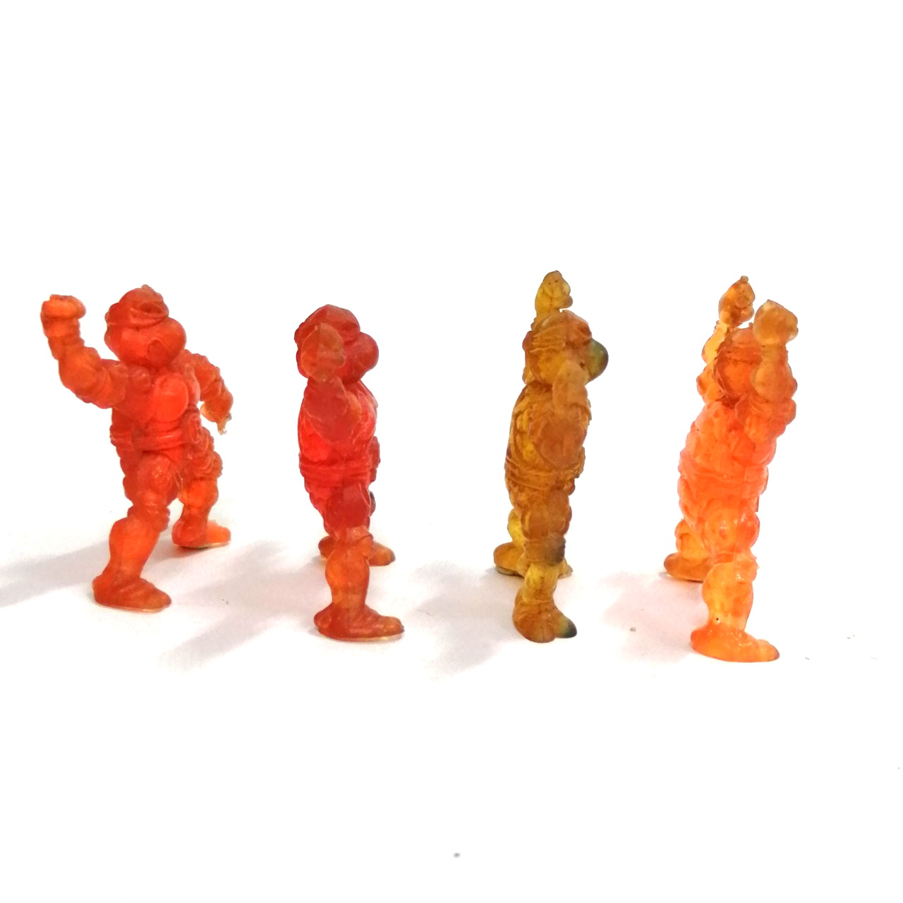 ตุ๊กตุ่นยาง 2 นิ้ว นินจาเต่า set 2 สีส้ม เขียว ส้ม ชมพู ตามรูป ขายทั้งเซ็ท4ตัว