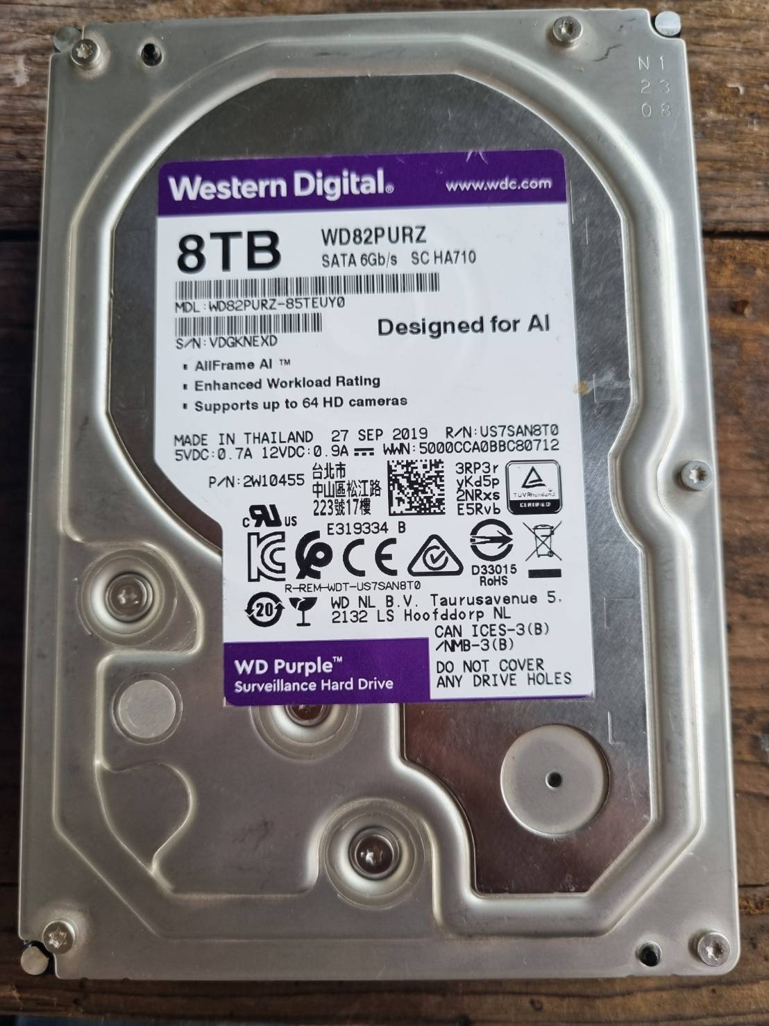Harddisk WD สีม่วง 8 TB