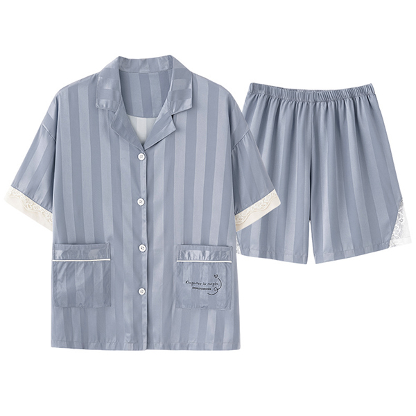 🚩พร้อมส่ง🚩ชุดนอน Silk Satin แขนสั้นขาสั้น ชุดนอนซาตินเกรดพรีเมี่ยม ผ้านุ่มลื่นละมุนผิว แต่งปักลูกไม้ (CT116-5)