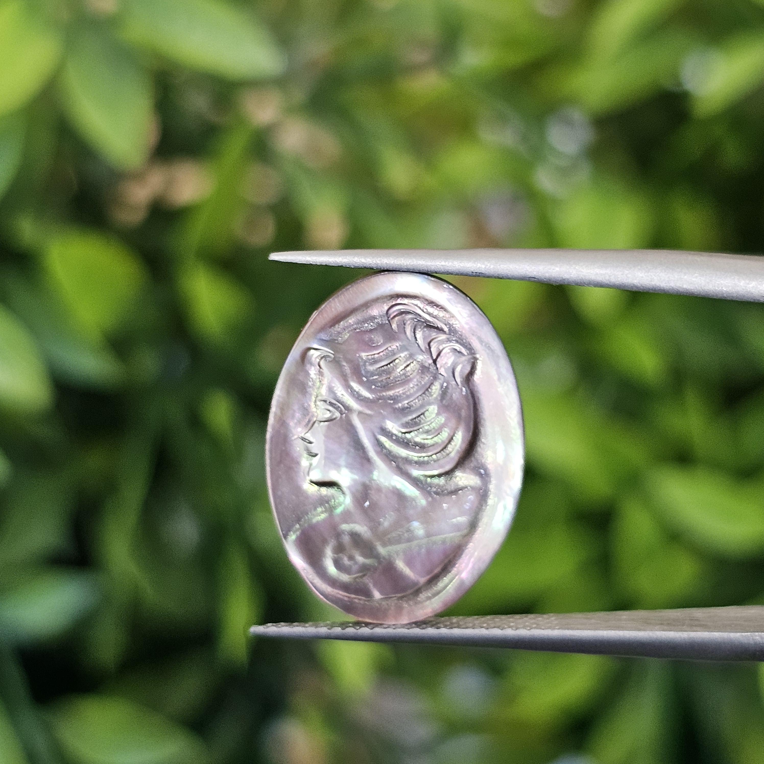 เปลือกหอยมุก แกะสลัก Pearl Shell Carved 2.70 กะรัต (Cts.)