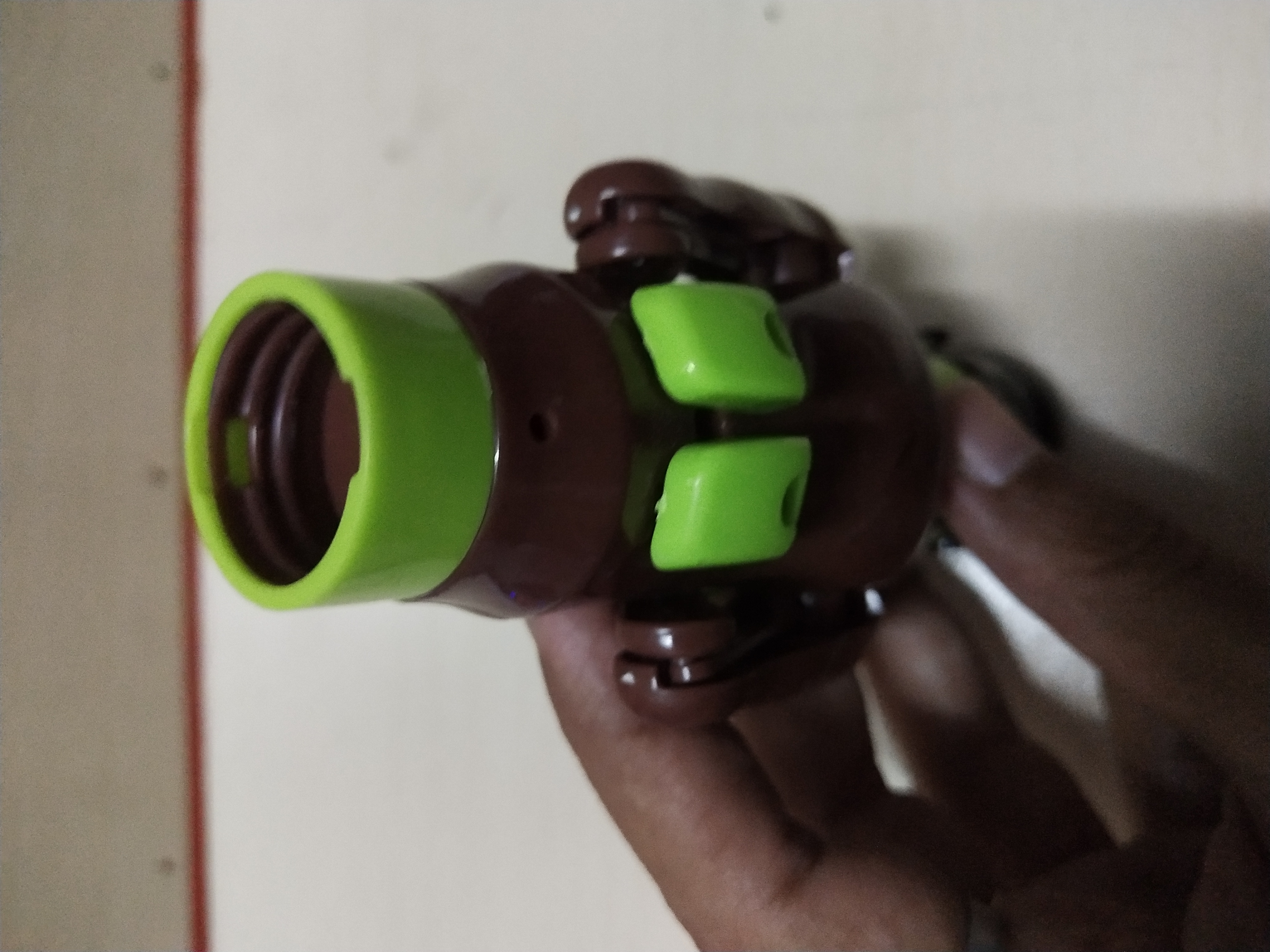 มีหลายภาพ ตุ๊กตาพลาสติก รูป Frankenstein ต่อยมวย กดที่ปุ่มด้านหลัง ด้านล่างมีรูไว้หลอดขนม ของมีตามภาพ