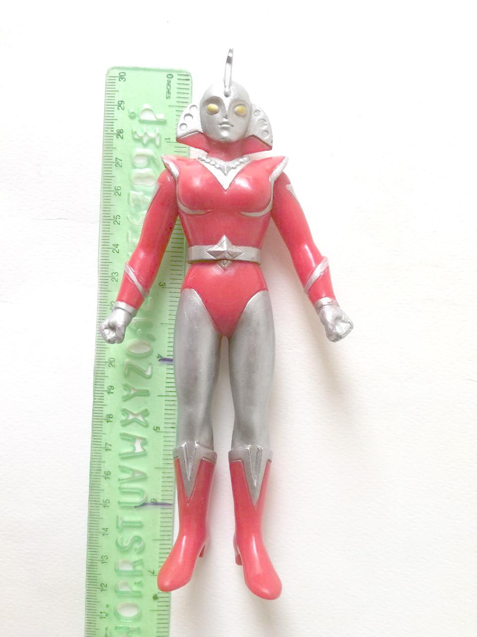 ซอฟ 6 - 6.5 นิ้ว ขนาดตามรูป อุลตร้าวูเมน เบธ 1ใน3อุลตร้าแมนอเมริกา ***ซ่อมสี