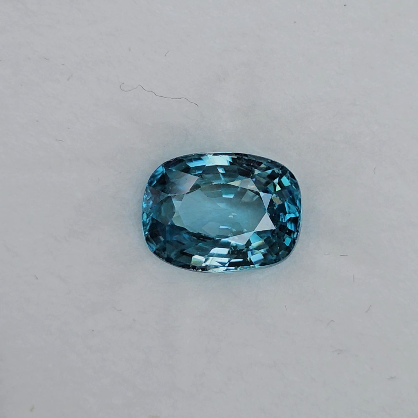 พลอย เพทาย (Zircon) 3.50 กะรัต (Cts.) พลอยแท้ อัญมณีมงคลประจําวันเกิด เครื่องประดับพลอย