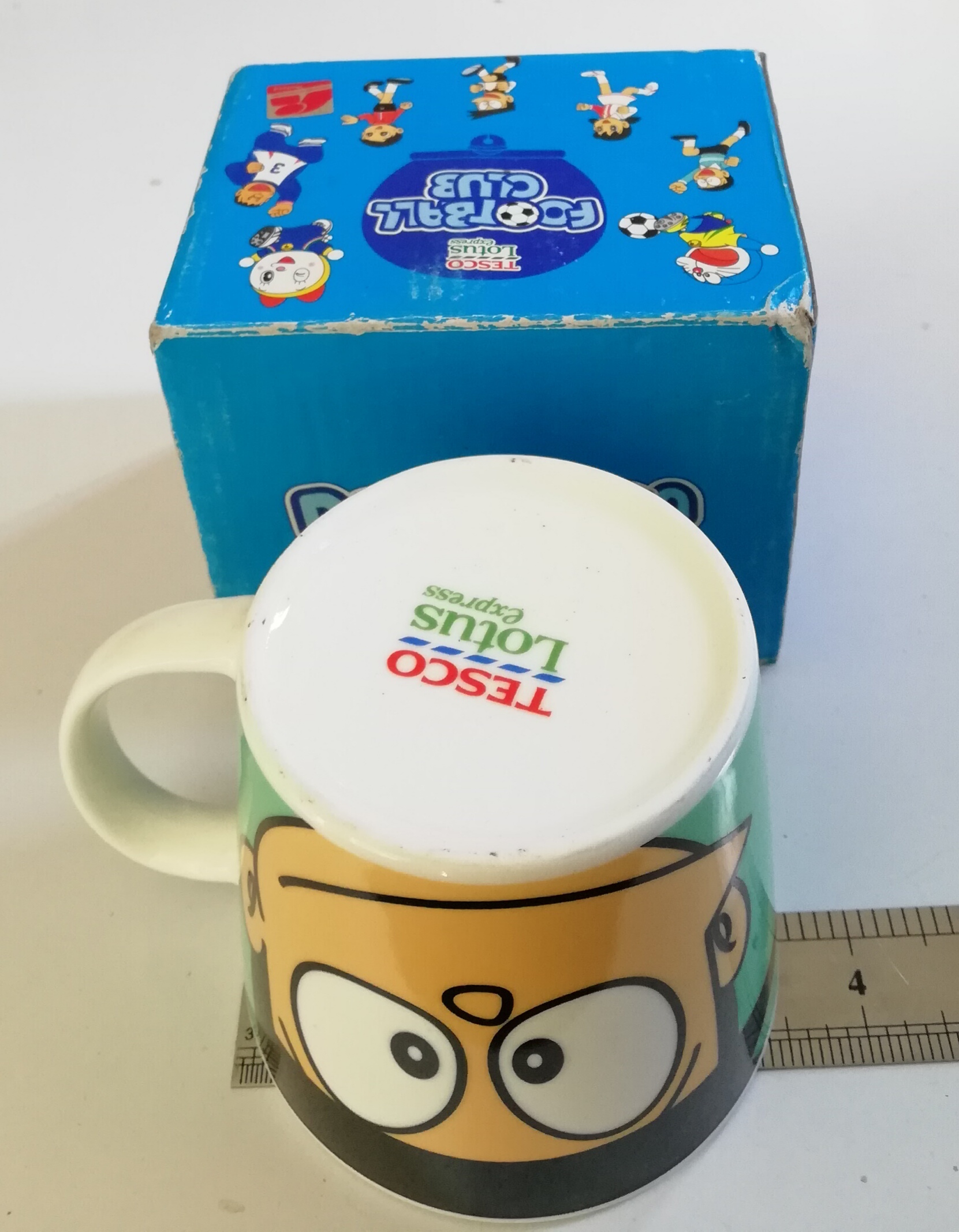 แก้วน้ำเซรามิก ลายสึเนโอะ ชุด โดราเอม่อน ฟุตบอลคลับ โดเรม่อน ของสะสมแลกซื้อจากเทสโก้โลตัส **กล่องมีตำหนิ โปรดตรวจสอบทุกภาพ