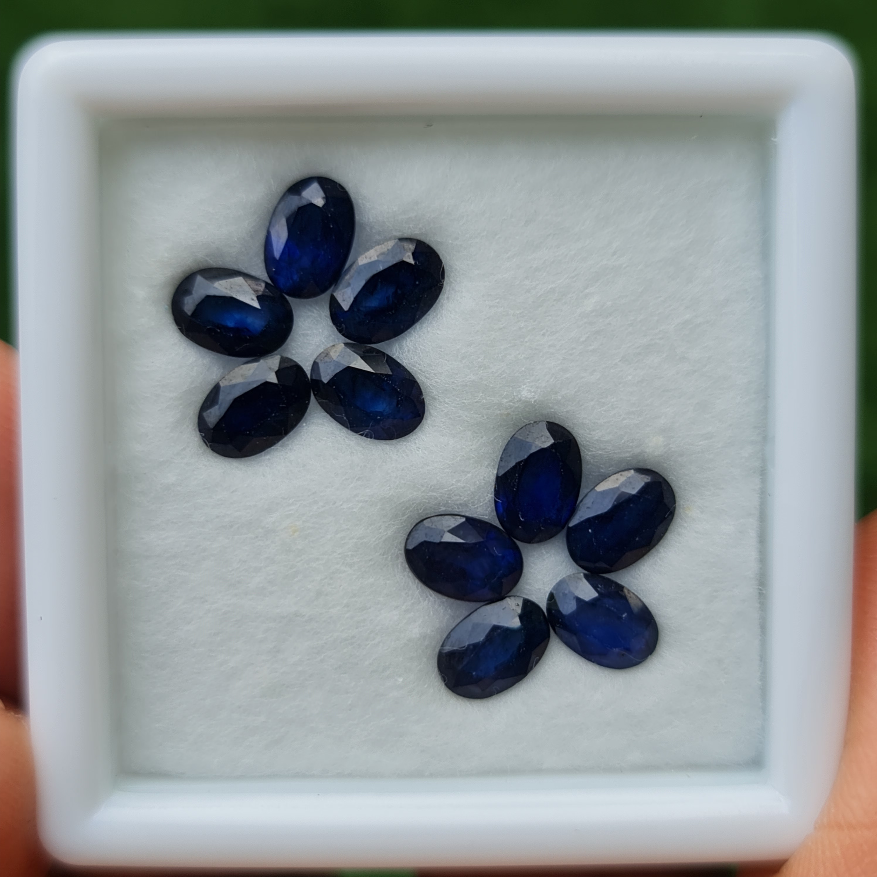 พลอย ไพลิน blue sapphire 6.27 กะรัต (Cts.) 10 เม็ด (Pcs.) พลอยแท้ อัญมณีมงคลประจําวันเกิด เครื่องประดับพลอย