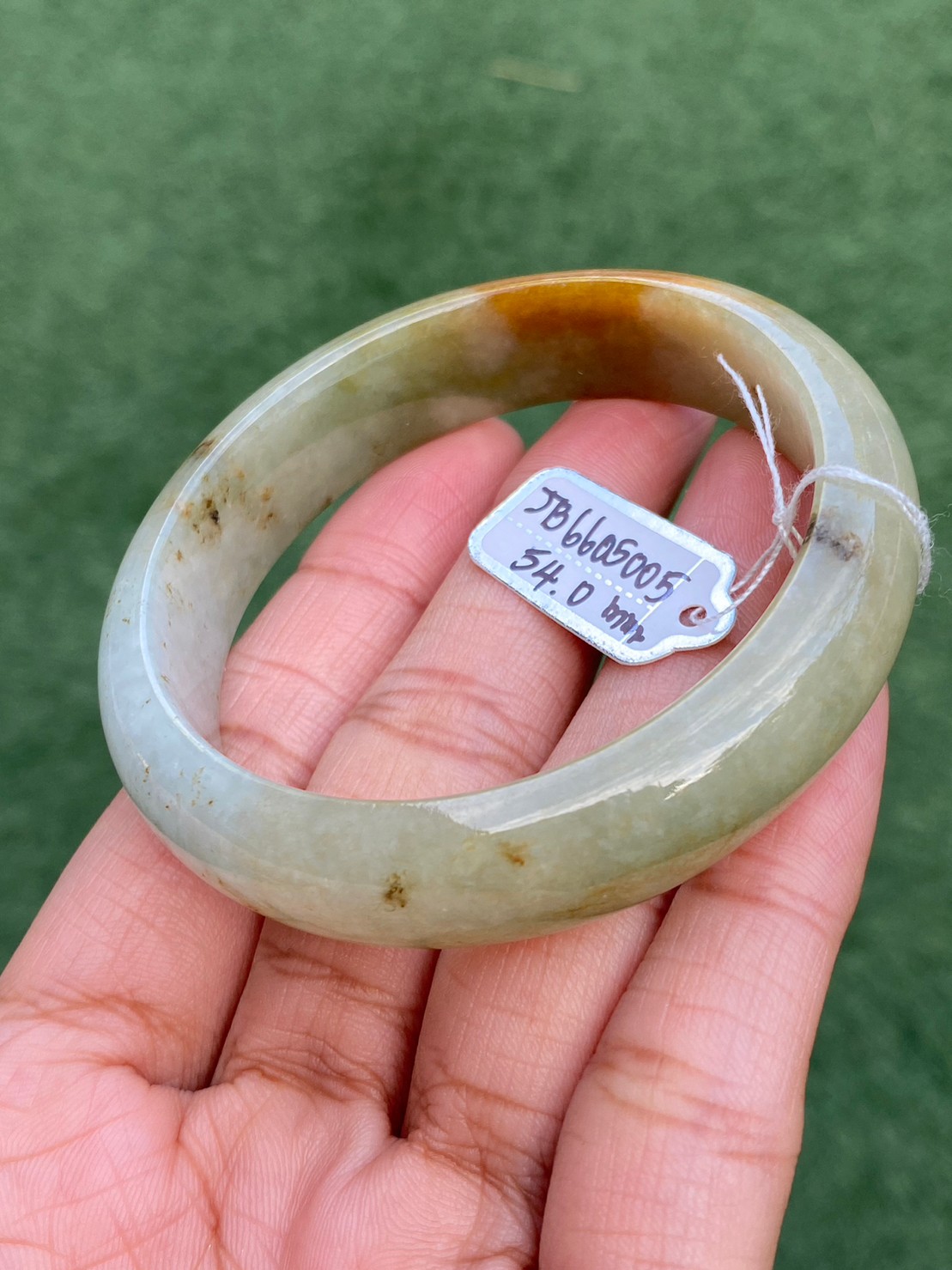 JB6605005 หยก พม่า แท้ Jade กำไลหยก (Jadeite bracelet) พม่า (Myanmar) 54.0 มม.