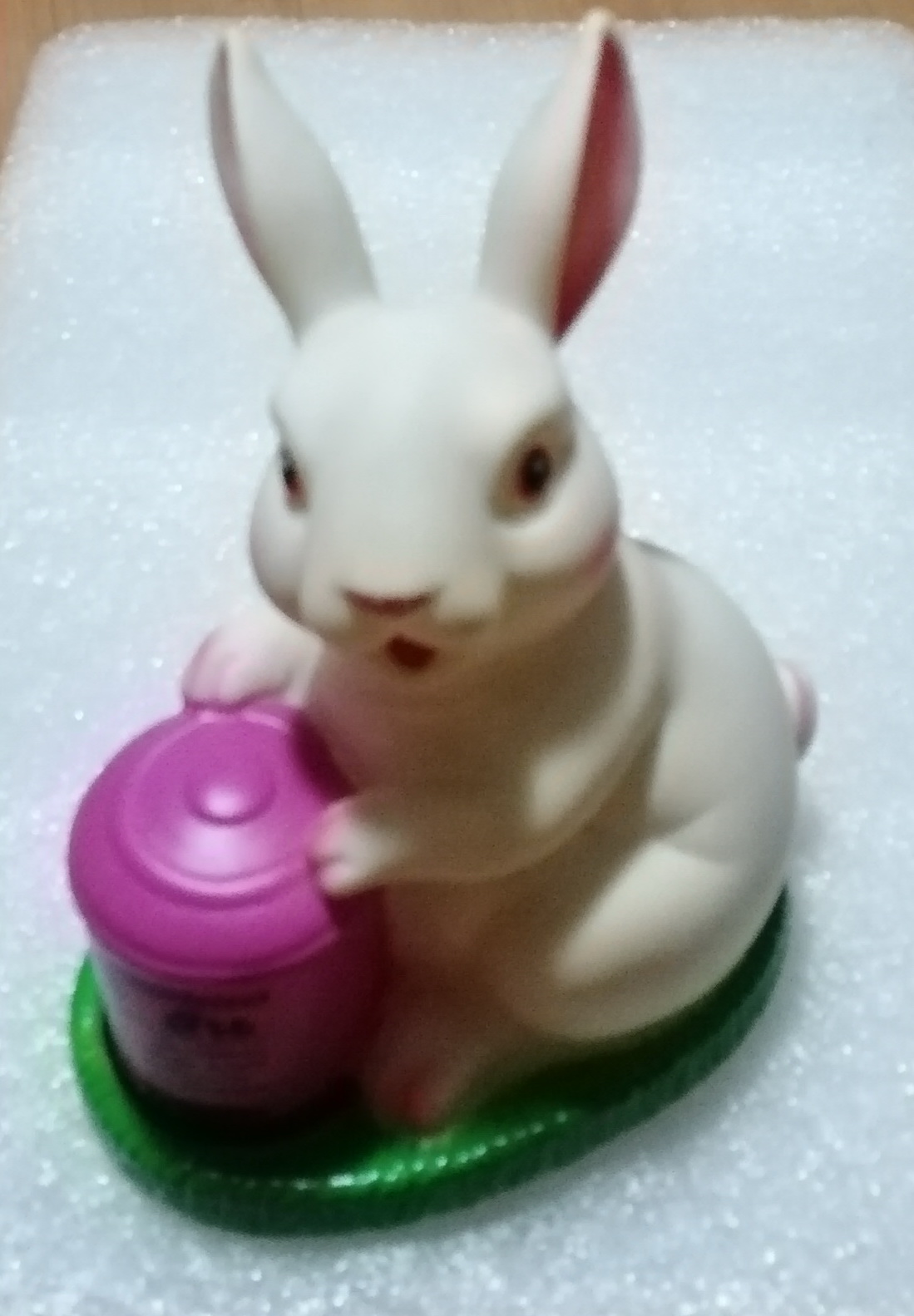กระปุกออมสิน กระต่ายน้อย ของสะสมจากธนาคารออมสิน ครบรอบ 99 ปี , Collectible piggy bank from Aomsin Bank, 99th Anniversay