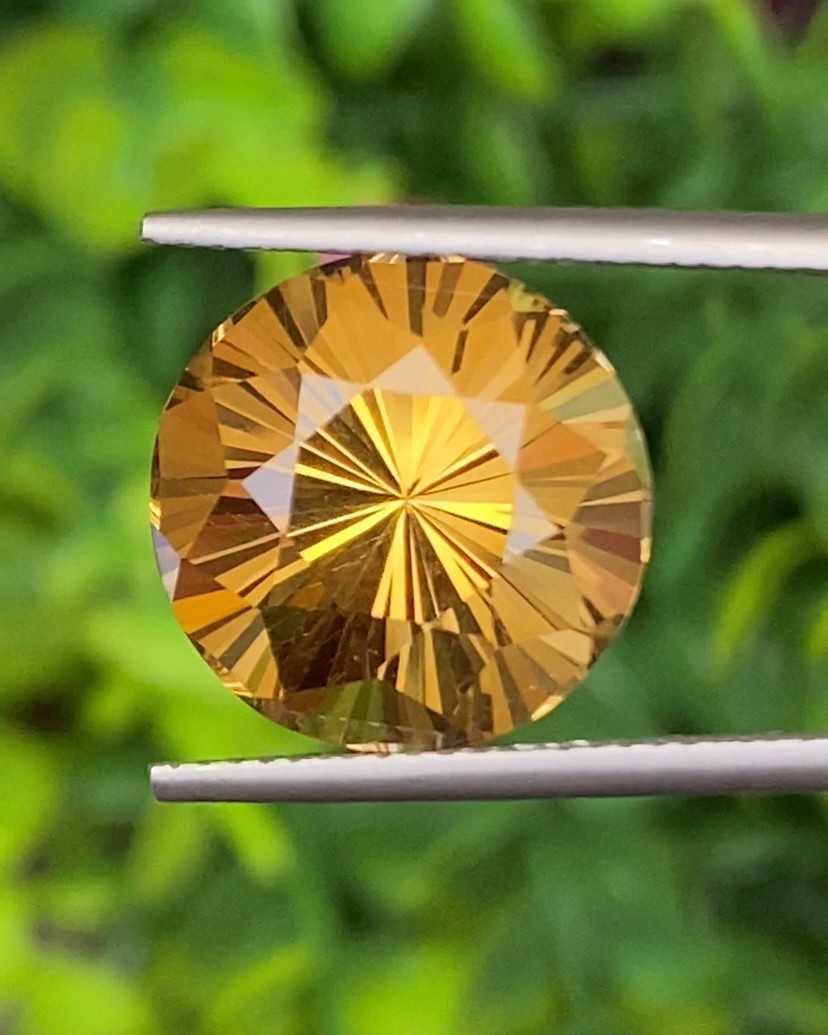 พลอย ซิทริน Citrine 10.07 กะรัต (Cts.) พลอยแท้ อัญมณีมงคลประจําวันเกิด เครื่องประดับพลอย