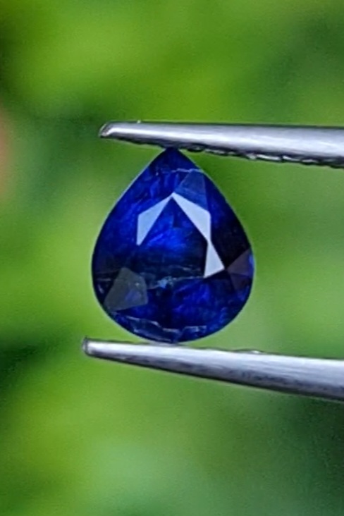 พลอย ไพลิน blue sapphire 1.20 กะรัต (Cts.) เผาเก่า พลอยแท้ อัญมณีมงคลประจําวันเกิด เครื่องประดับพลอย