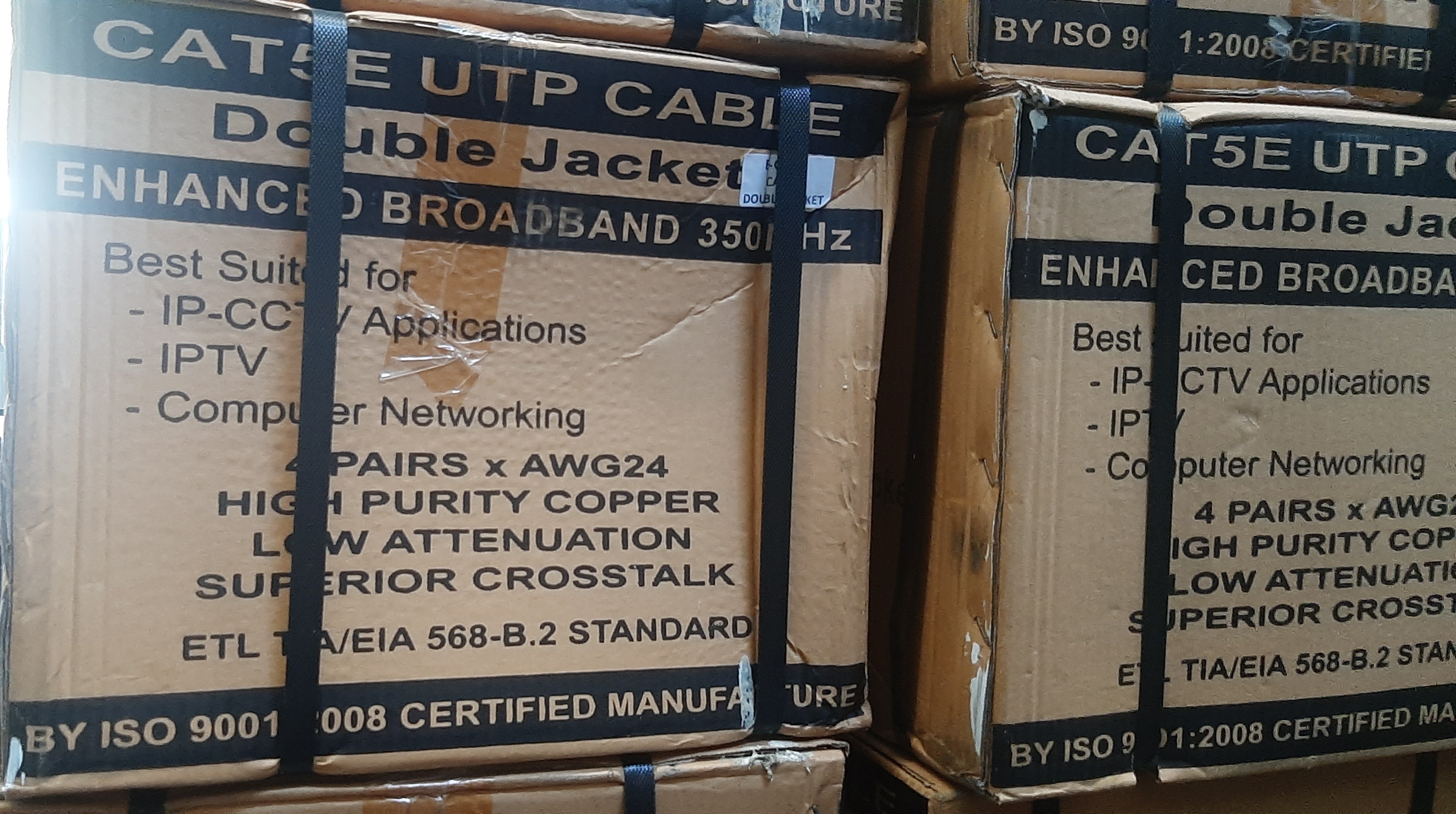 สายแลน Cat5e UTP กล่องใหม่ ยาว 500M.