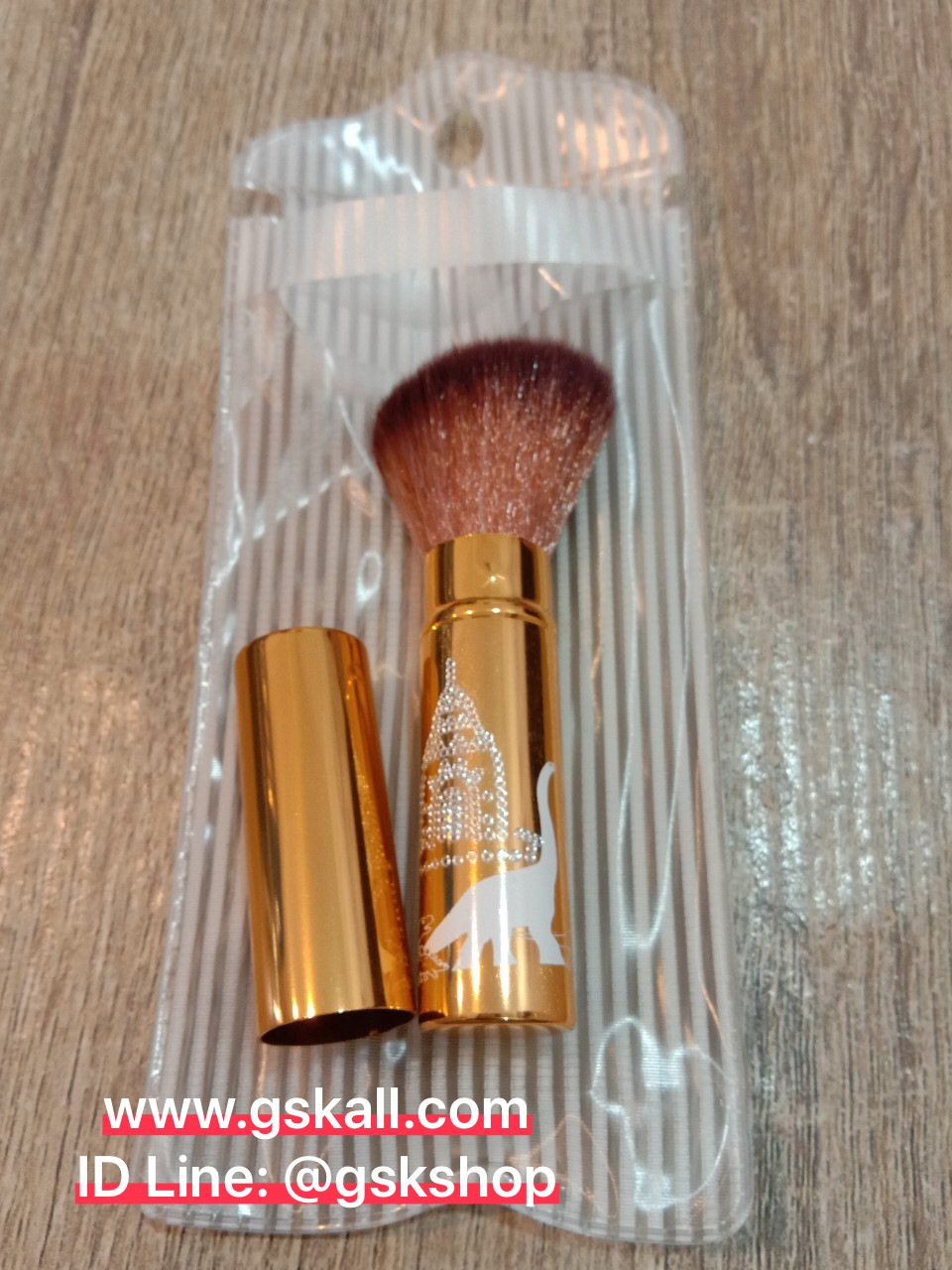 แปรงปัดแก้ม อุปกรณ์ที่สาว ๆ ขาดไม่ได้ ขนนุ่มนิ่ม