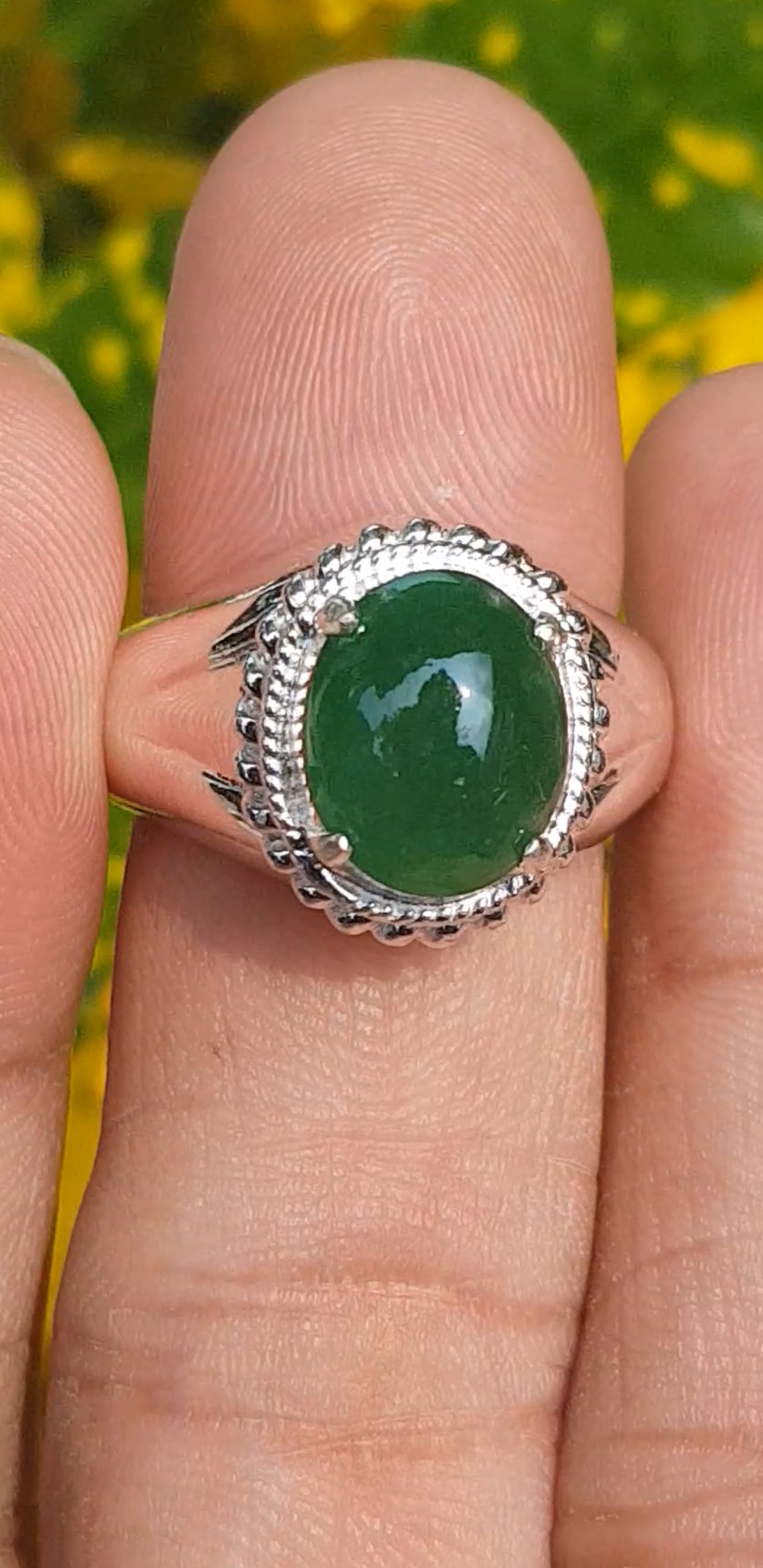 หยก พม่า แท้ Jade แหวนหยก 翡翠戒指 (Jadeite ring) 3.03 กะรัต (Cts.) (Size) 60ดิบ ไม่ผ่านการปรับปรุง (Type A) พม่า (Myanmar)