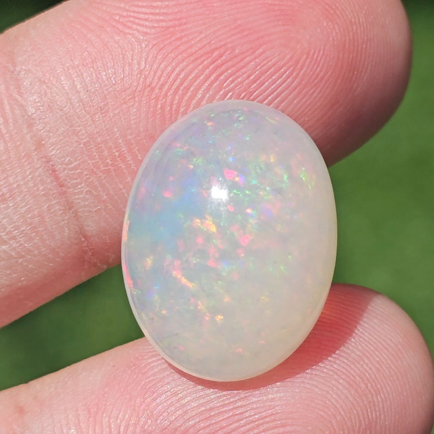 พลอย ไวท์ โอปอล White Opal 12.20 กะรัต (Cts.) พลอยแท้ อัญมณีมงคลประจําวันเกิด เครื่องประดับพลอย