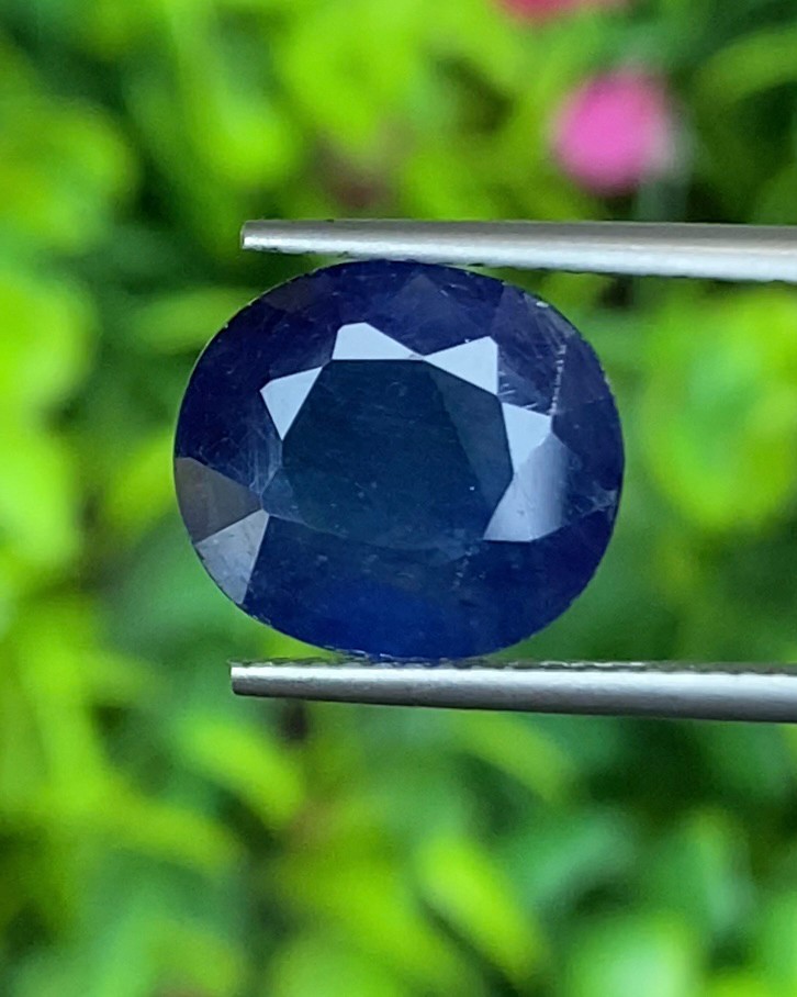 พลอย ไพลิน blue sapphire 1 เม็ด 7.01 กะรัต (Cts.) พลอยแท้ อัญมณีมงคลประจําวันเกิด เครื่องประดับพลอย