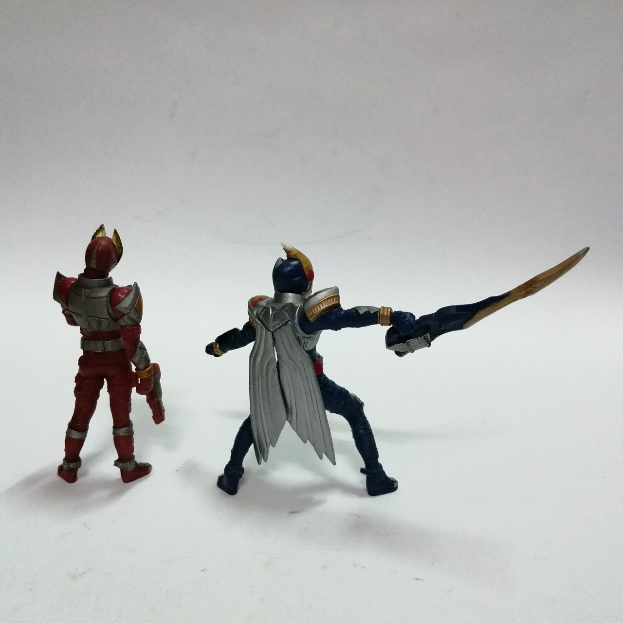 กาชาปอง ไรเดอร์เบลด แจ๊คฟอร์ม 1ตัว และไรเดอร์กาเรน ร่างธรรมดา 1ตัว ขายคู่ ไม่แยก