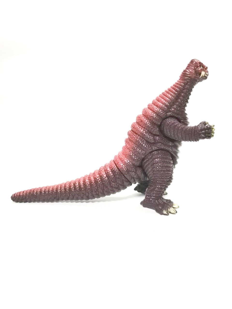 ซอฟขนาดกว่า 7 นิ้ว สัตว์ประหลาด เพาเวิร์ดเรดคิงส์ Monster Powered Red King จากอุลตร้าแมนเพาเวิร์ดUltraman Powered เป็นเรดคิงส์ที่มีรายละเอียดสูง สีสวย และมีหางที่ยาวมาก นับซอฟหายาก สภาพดี***มีเขียนใต้เท้าจางๆ